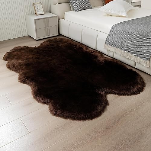 Miniatura 158 de Alfombra blanca de piel sintética de piel de oveja de 2 x 6 pies, alfombra mullida súper suave y esponjosa utilizada para dormitorio, suelo de Blanco