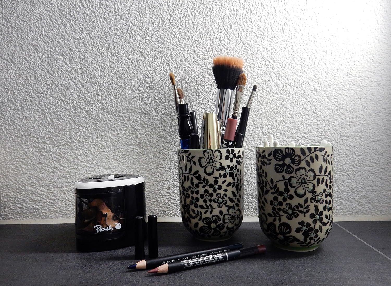 Peach Peach 7.5 Quickly and Easily Electric Double Pencil Sharpener – Black