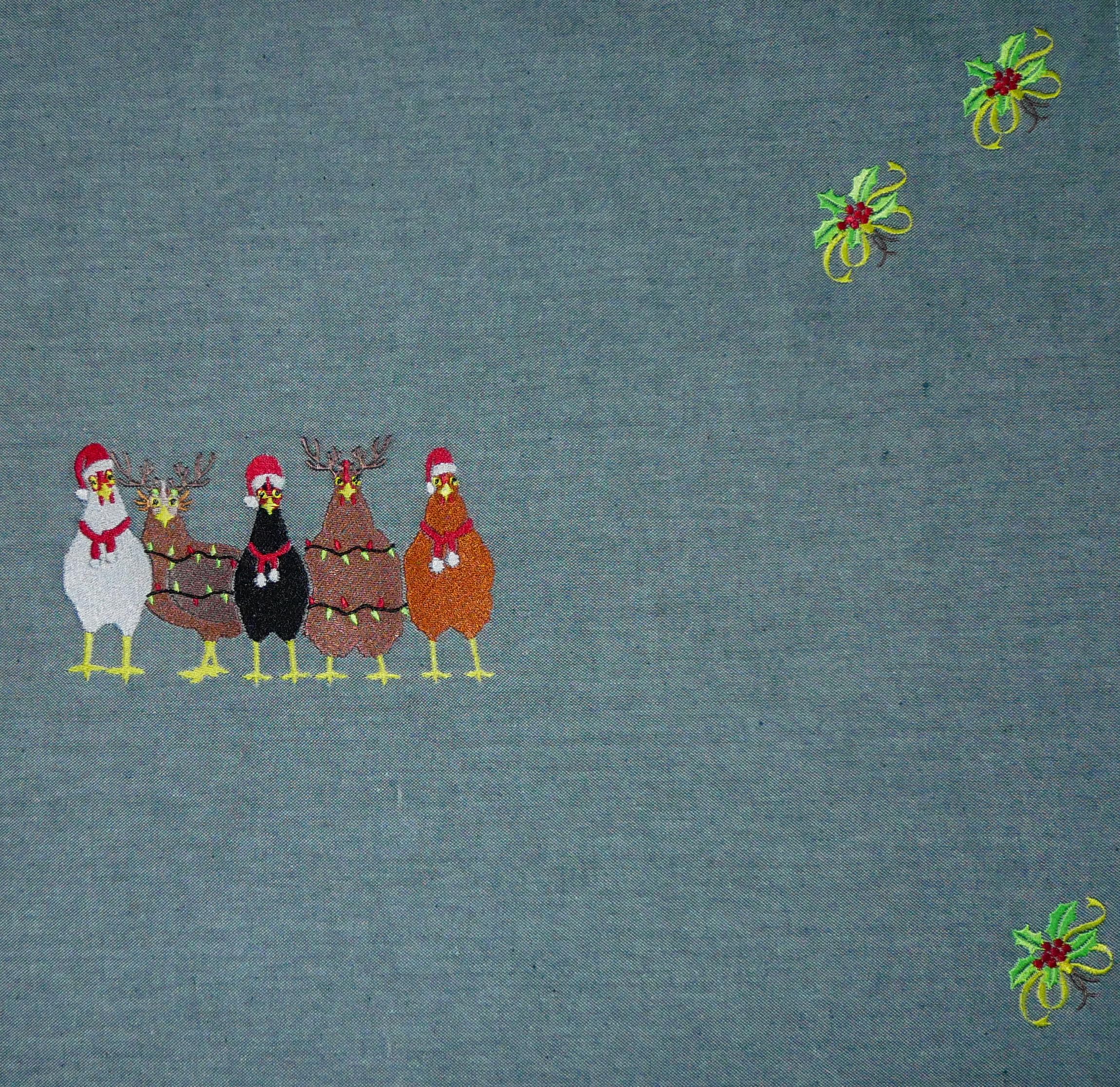 Handmade Weihnachtstischdecke Weihnachten Tischdecke Mitteldecke bestickt 50 x 70 cm grün Huhn Hühnerhaltung Hühner Hahn Hühnerstall Bauernhof Hühnerzucht