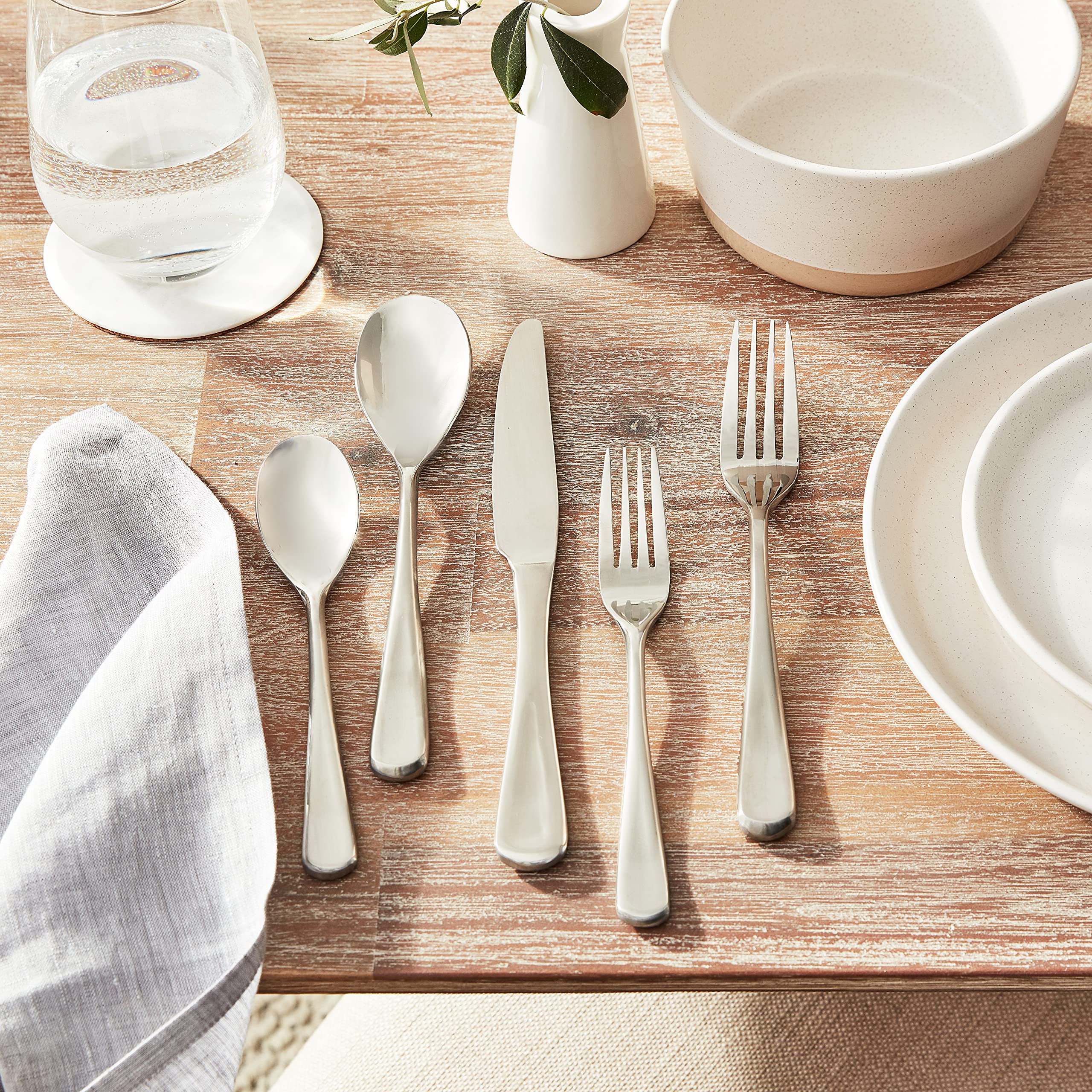 Amazon.com | Mikasa 5098688 Philo 20-Piece Stainless Steel