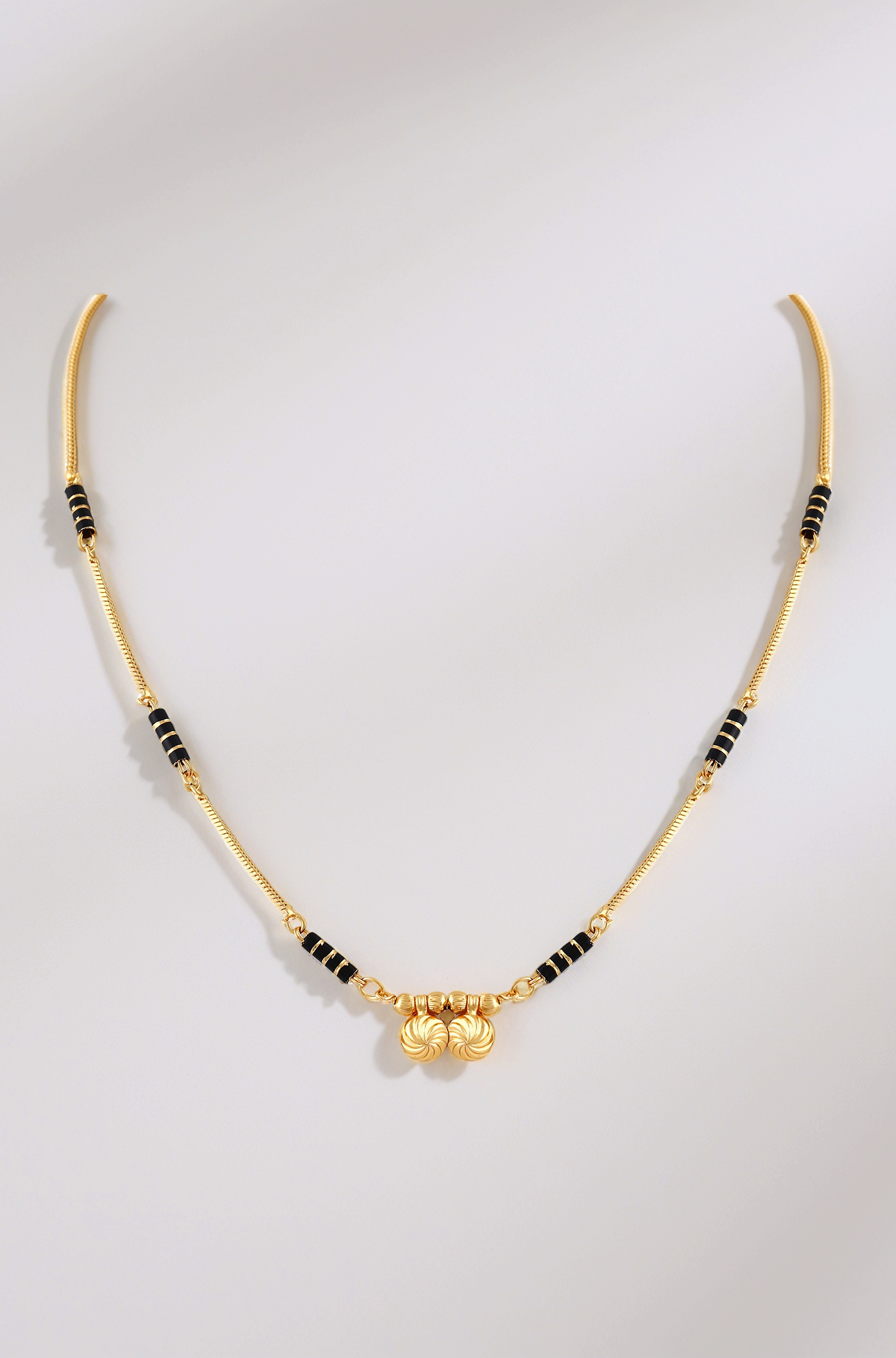 Traditional Temple Forming 1 g Gold Stylish Meenakari Maharashtrian Wati Tanmaniya Black Mangalsutra for Women