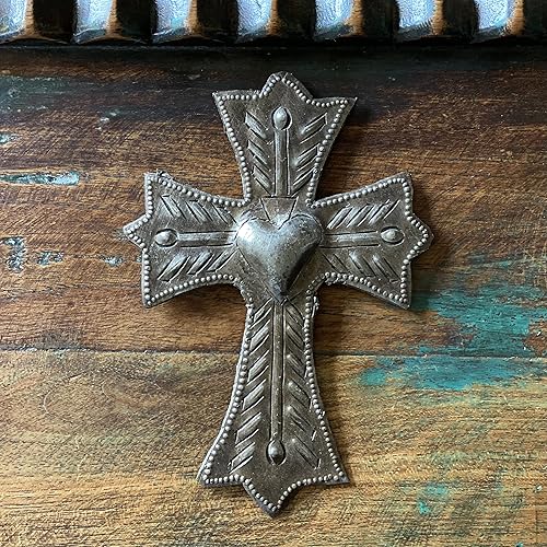 Miniatura 3 de Cruz decorativa pequeña, metal bronceado, hecho a mano de material reciclado, colección colgante de pared, colgante de milagro, 3.9 x 5.9 in