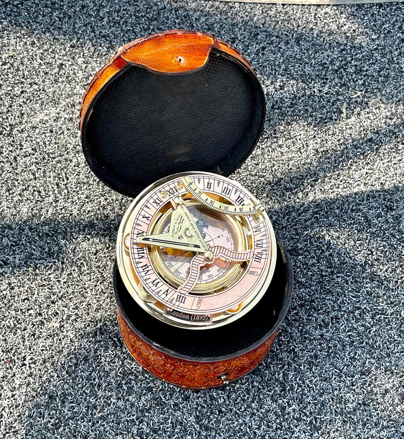 Royalmart Brass Compass Nautical Compass Engraving Antique Compass Gift for Graduation, Anniversary, Baptism, Boy Scout, or Christmas - Vintage Style Working Compass