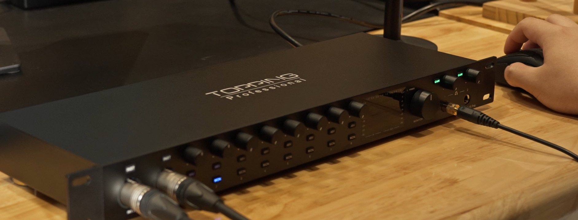 Amazon.com: TOPPING E8x8 Pre Professional Audio Interface with 8