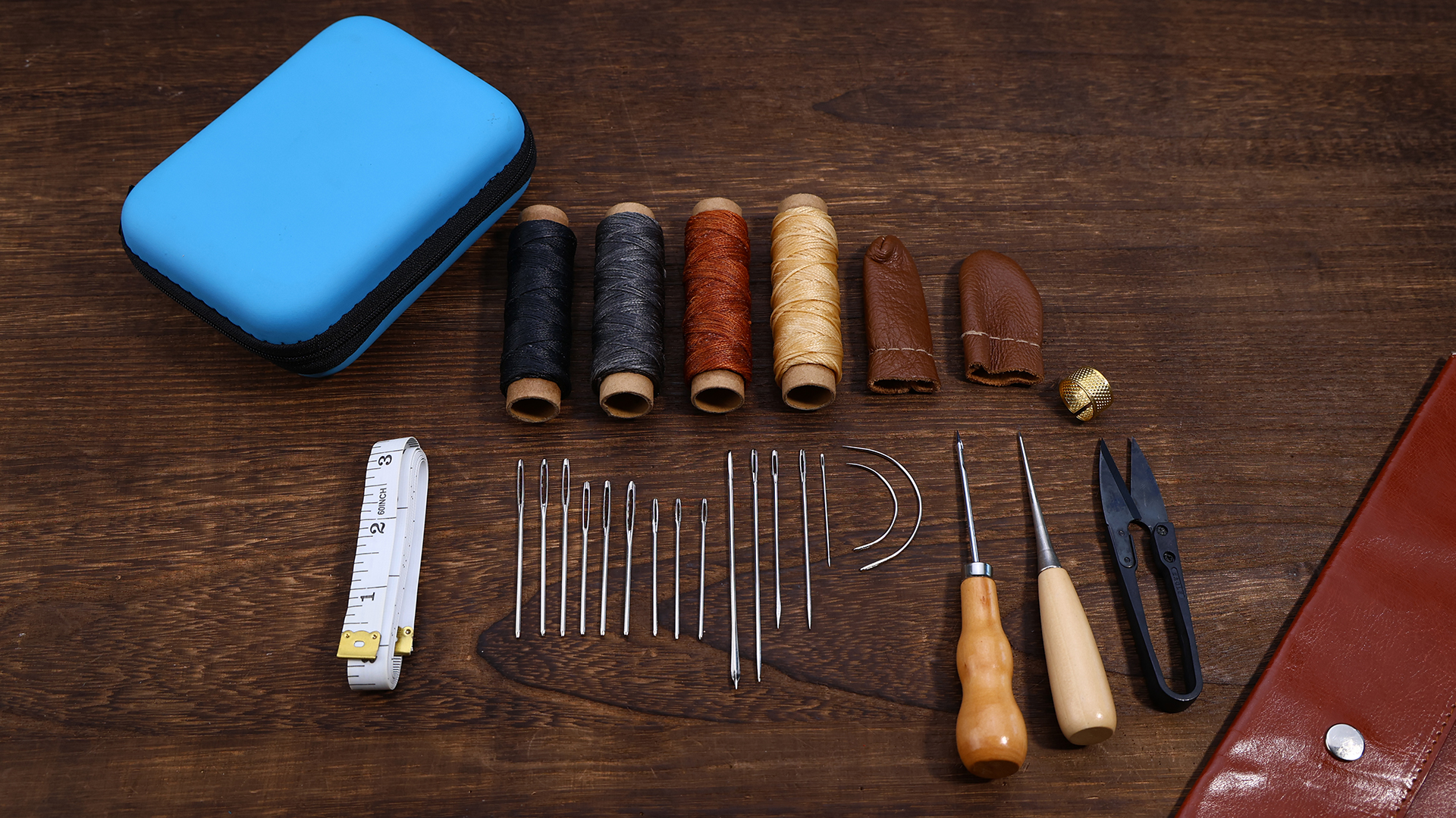 Kit De Couture Cuir 29 Pièces - Aiguilles, Fil Ciré, Dé, Pour Réparer Canapés, Chaussures, Sacs