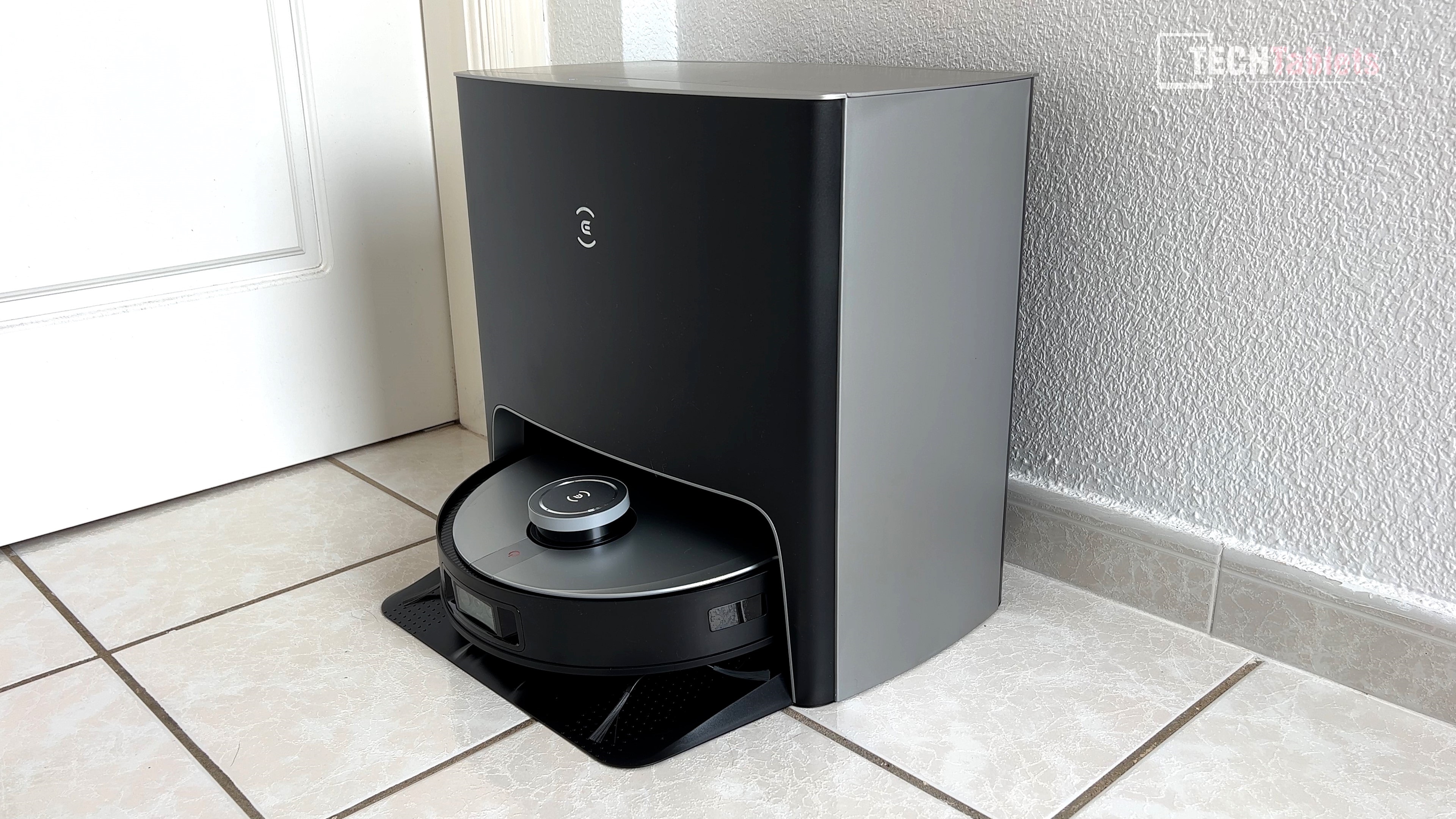 Watch Ecovacs Deebot X1 Turbo Review on Amazon Live