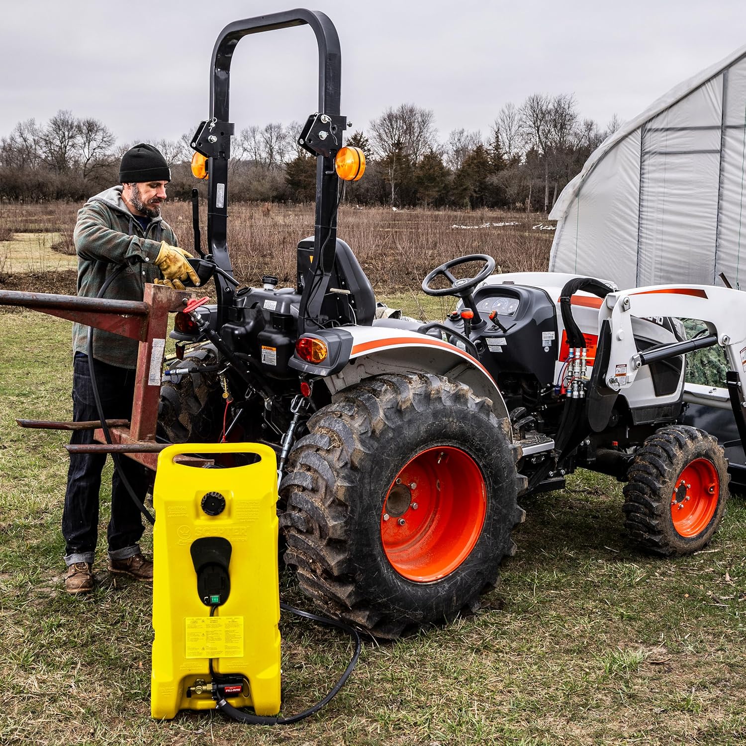Scepter 14 Gallon Gas Caddy with tie-down strap supports