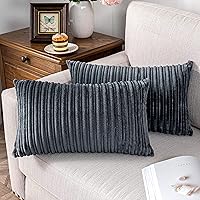 Vista 118 de UGASA - Fundas de almohada decorativas de terciopelo suave y sólidas de Navidad para sala de estar/sofá, 16 x 16 pulgadas, 2 unidades, color burdeos