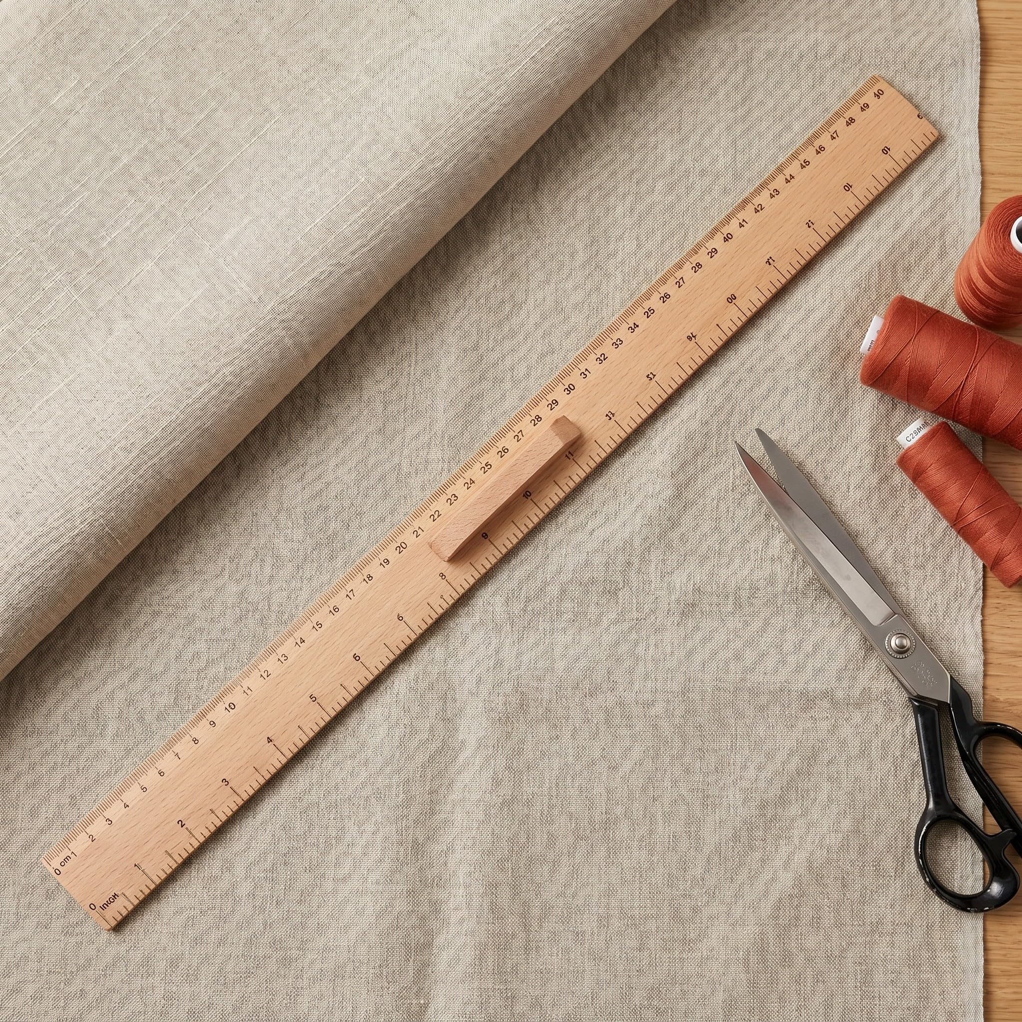 Operitacx 2-teiliges Messlineal mit doppelter Skala, 50 cm langes Holzlineal und L-förmiger Winkel, Dickes Schreinerlineal mit Griff für Schneiderarbeiten, Schulmathematikbedarf