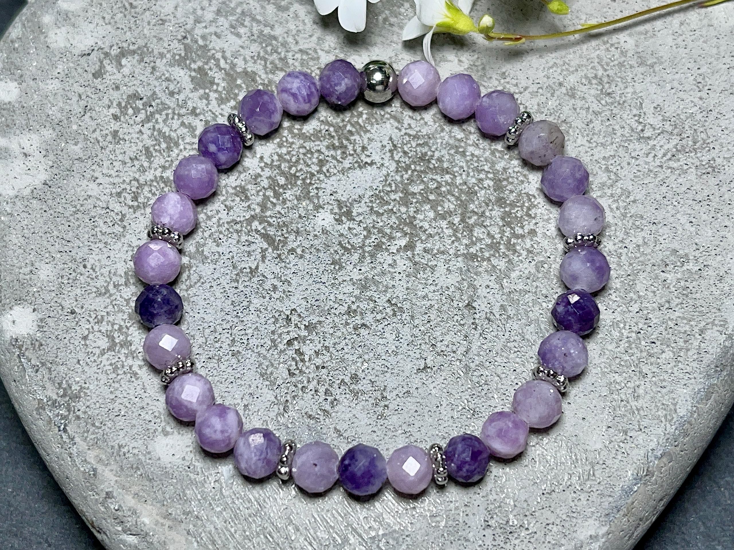 Edelsteinarmband mit platinierten Daisy-Perlen, anpassbar, Spiritueller Begleiter, Geschenk für Frauen, Liebe & Schutz - Handmade - personalisierbar