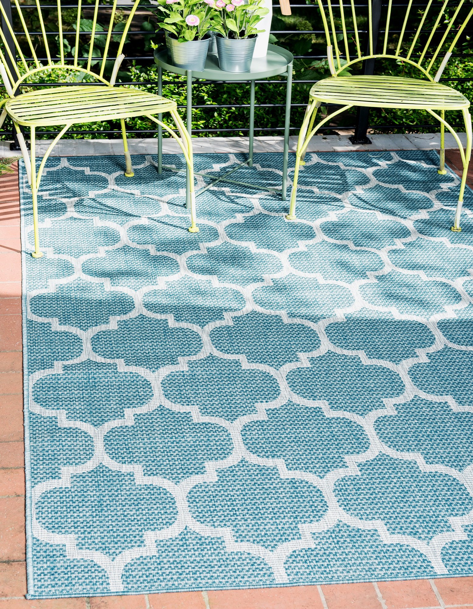 Unique Loom Outdoor Trellis Collection Area Rug (5' 1" x 8' Rectangle, Aquamarine/ Gray)