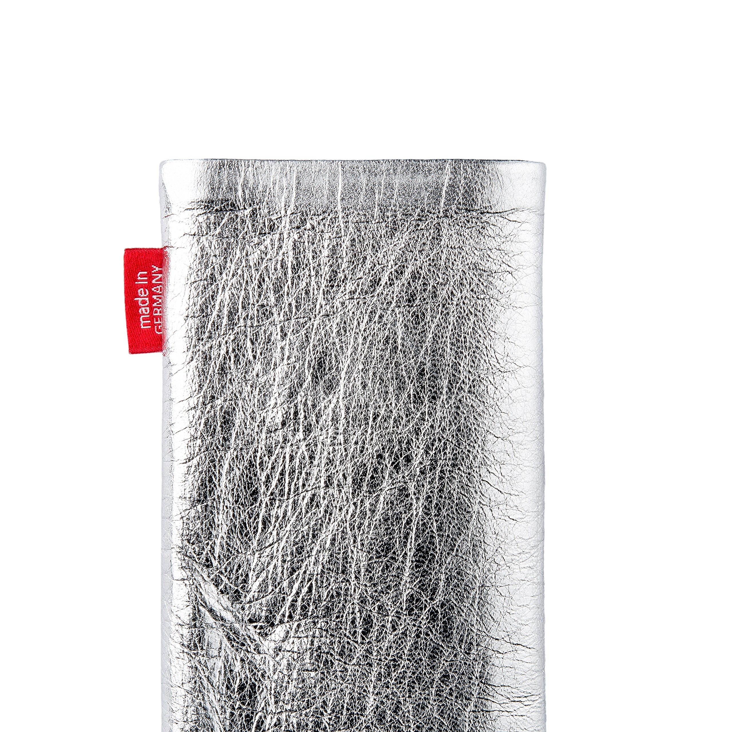 fitBAG Groove Argento per Wiko Y80 Custodia per Cellulare Pelle Nappa Lucida con Imbottitura in Microfibra | Accessorio con Funzione di Pulizia | Made in Germany