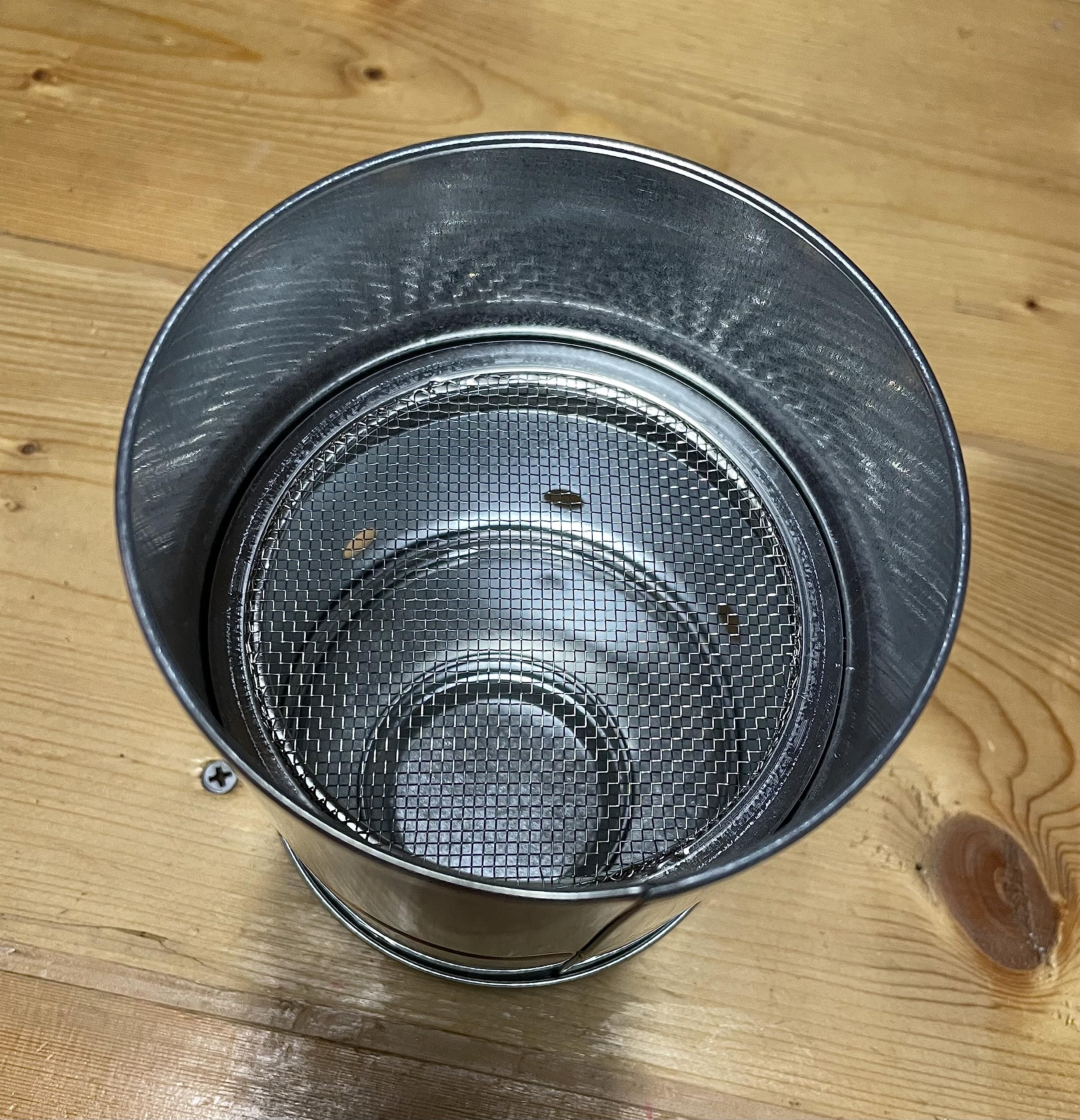 Amazon.co.jp: 小型燻製器 スモーカー コンパクトでソロキャンプ