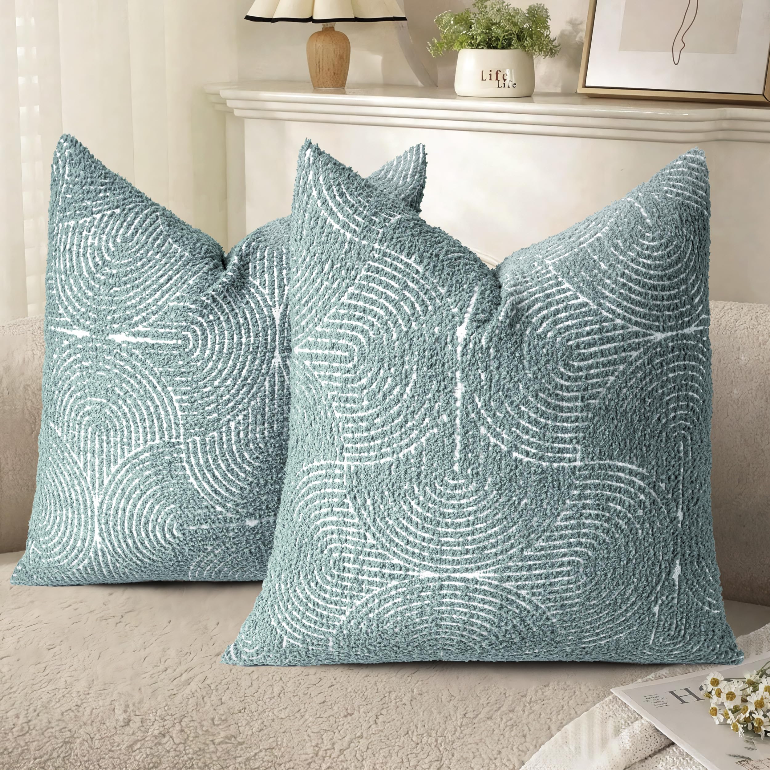Housse de coussin géométrique verte AELS, finition tuftée haut de gamme