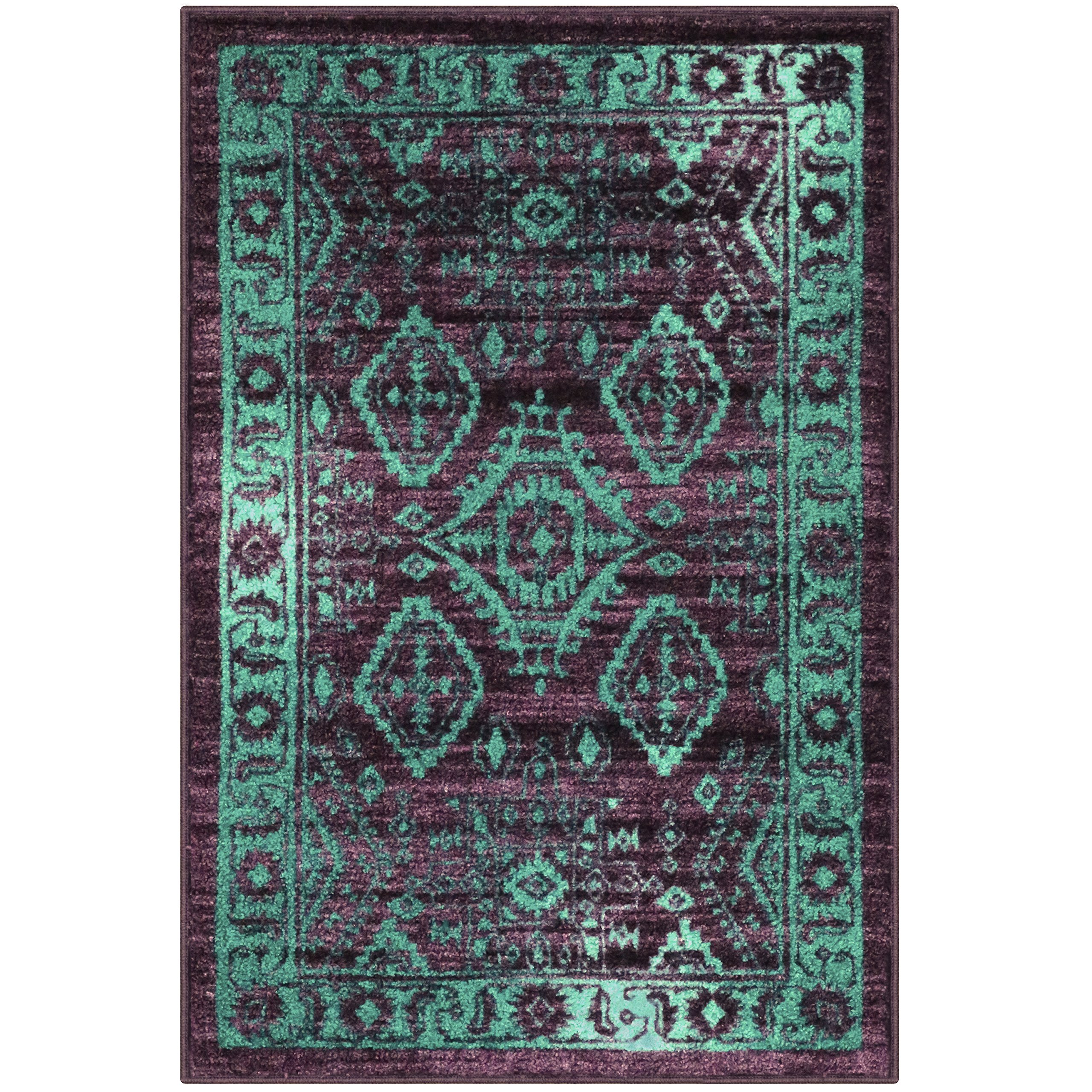 Maples Rugs Georgina Traditional Area Rug – Made in USA – Washable, Non Slip Indoor Carpet for Entryway, Foyer, Kitchen, and Bathroom, 2'6 x 3'10,