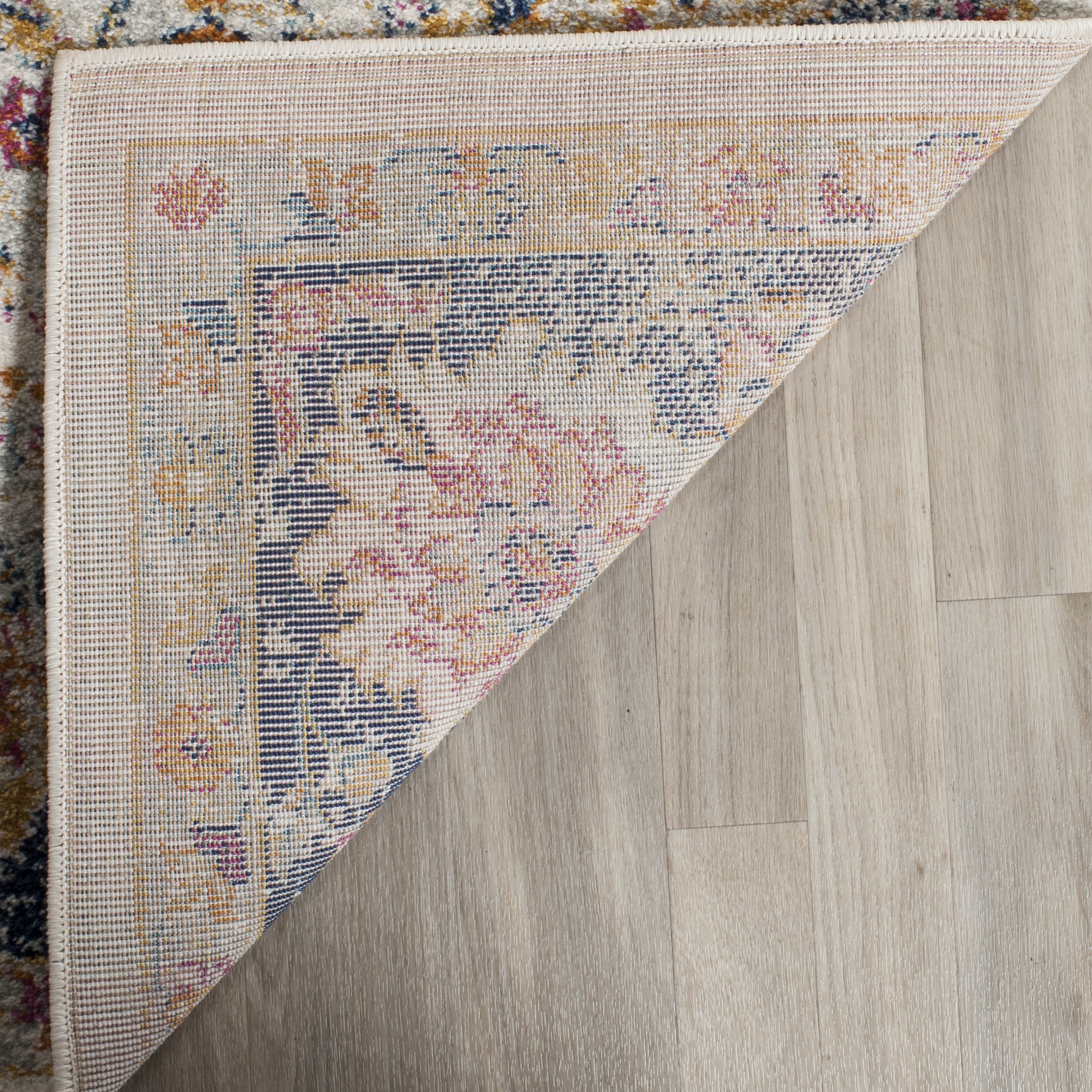 SAFAVIEH Tapis de Sol Vieilli pour Salon, Salle à manger, Chambre à coucher - Madison Collection, Tapis à poil court, Crème et Marine, 201 X 279 cm