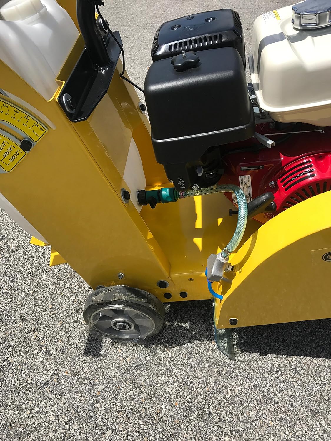 CORMAC CQ480H walk behind concrete floor saw max 20" blade gasoline engine GX390 and water tank INCLUDES 1 x 20" concrete blade