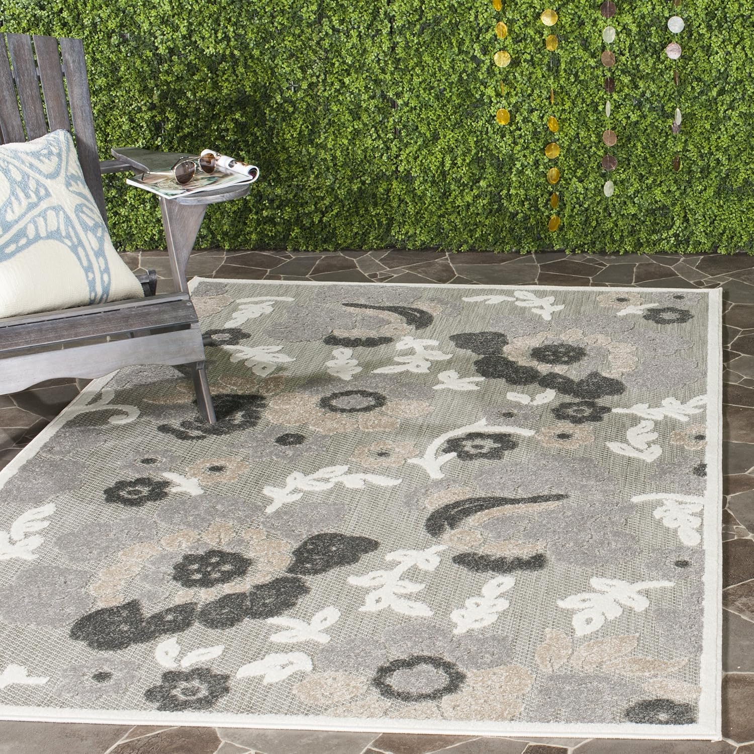 SAFAVIEH Washable Rug Outdoor Cottage Collection - 5'3" x 7'7", Grey & Dark Grey, Non-Shedding & Easy to Clean, Ideal for Patio, Backyard, Mudroom (COT920G)