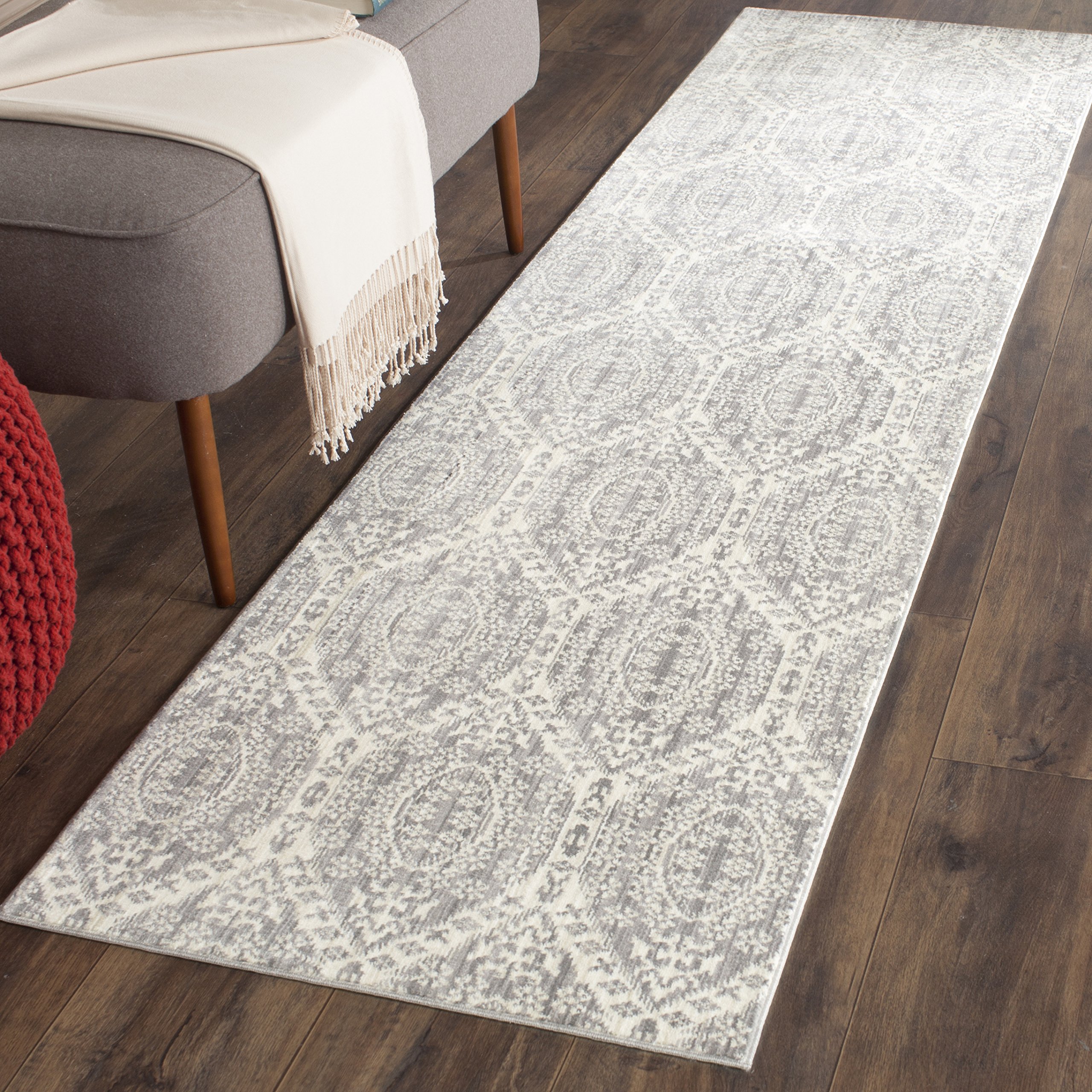 SAFAVIEH Valencia Collection Runner Rug - 2'3" x 8', Mauve & Cream, Boho Chic Distressed Design, Non-Shedding & Easy Care, Ideal for High Traffic