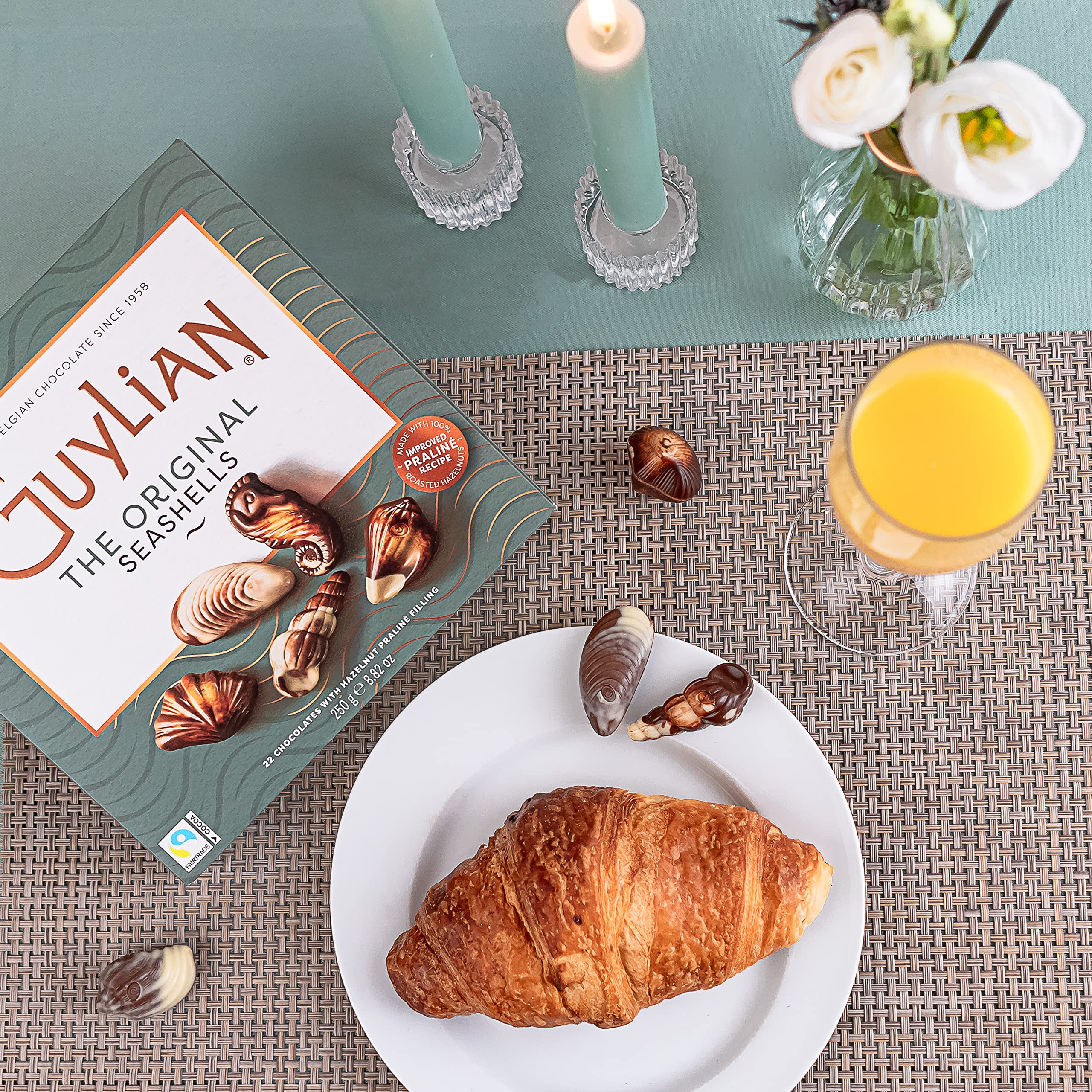 Guylian Lot de 22 chocolats au chocolat belge, chocolats farcis au praliné aux noisettes, boîte de chocolats en forme de coquillage, 22 unités - 250 g