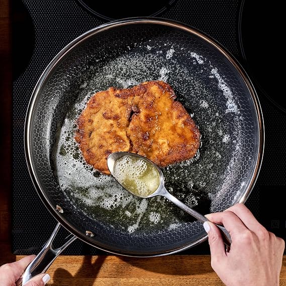 HexClad Hybrid Nonstick 30 cm Frying Pan with Tempered Glass Lid, Stay-Cool Handle, Dishwasher and Oven Safe, Compatible with All Cooktops