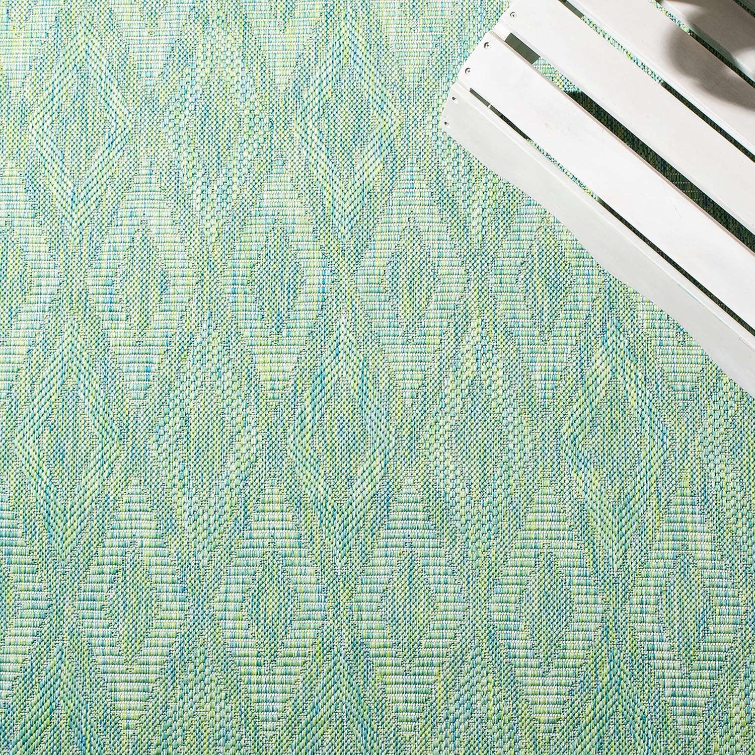 SAFAVIEH Washable Rug Outdoor Courtyard Collection - 6'7" Square, Green, Non-Shedding & Easy Cleaning, Ideal for Patio, Backyard, Mudroom (CY8522-55722)