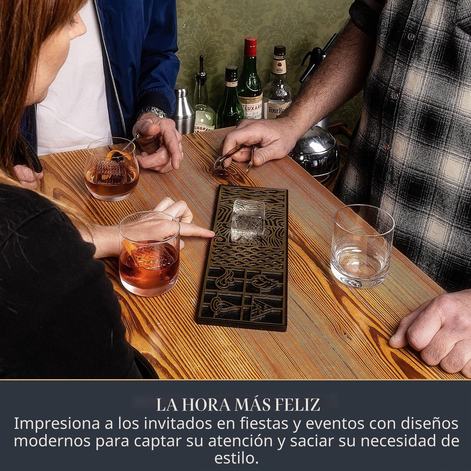 Ash Harbor - Bandeja transparente de diseño para hacer cubitos de hielo, moldes de hielo modernos para bourbon y cócteles en 5 segundos, sello de cubo de molde de whisky, accesorios de camarero