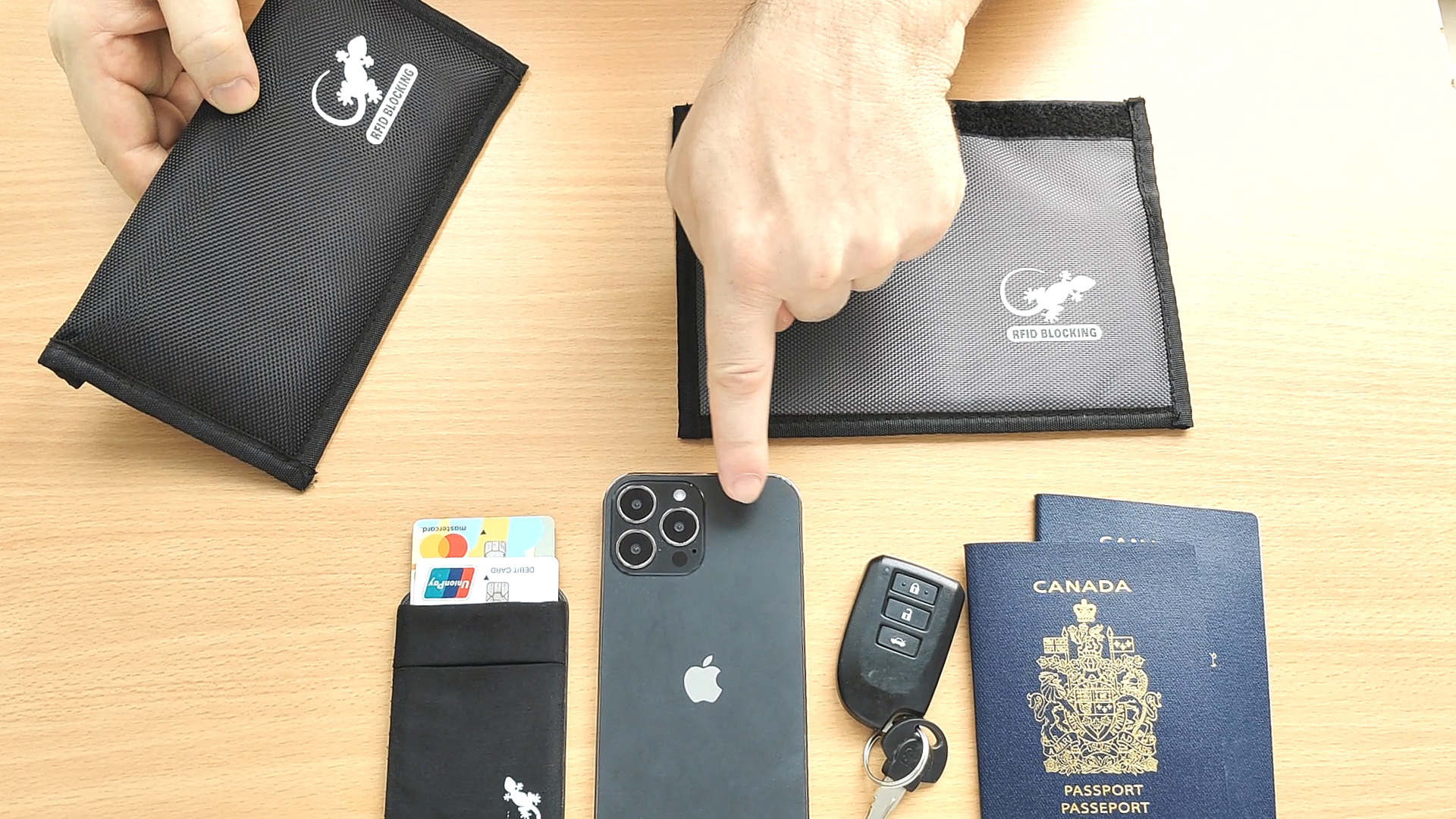 Amazon.com: Faraday Bags for Phones - RFID Blocking Sleeves Privacy & GPS  Blocker