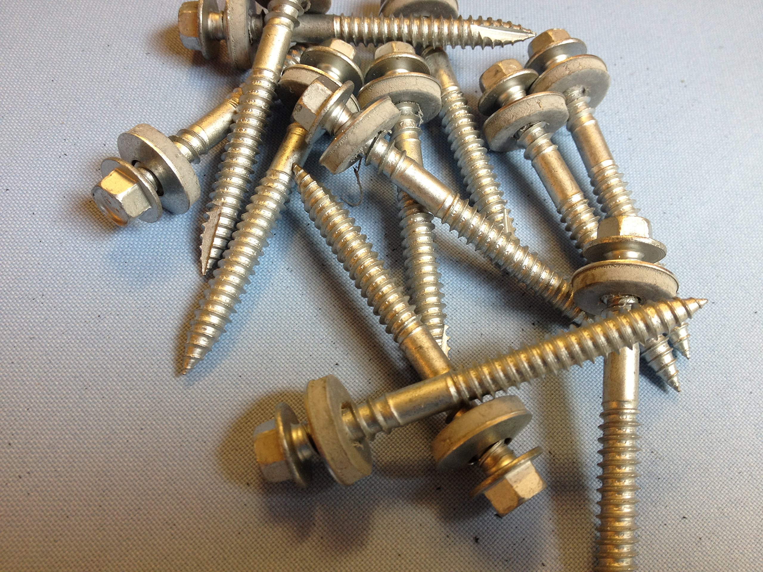 50 Piece Pack 14 x 60mm Tec Teck Cladding Self Drilling Screws for Fixing tin to Timber