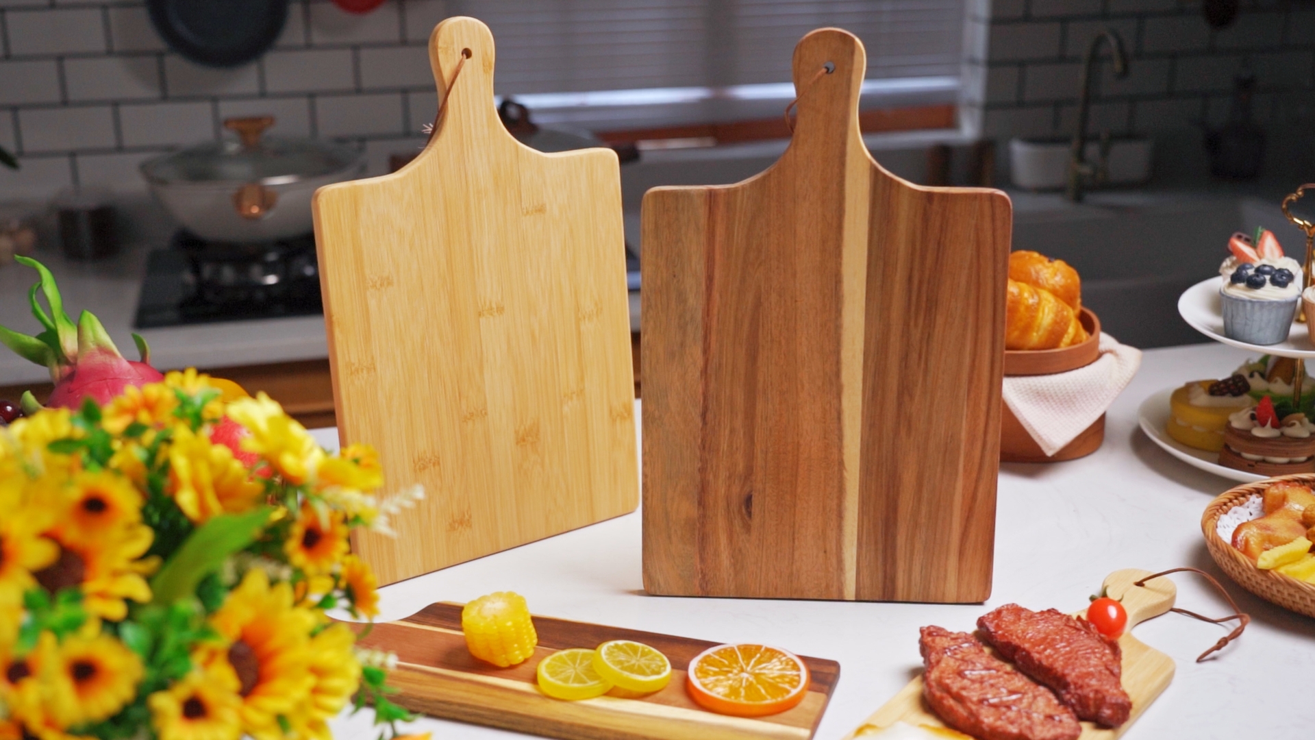 Set de 12 tablas de cortar de madera con mango miniatura 6