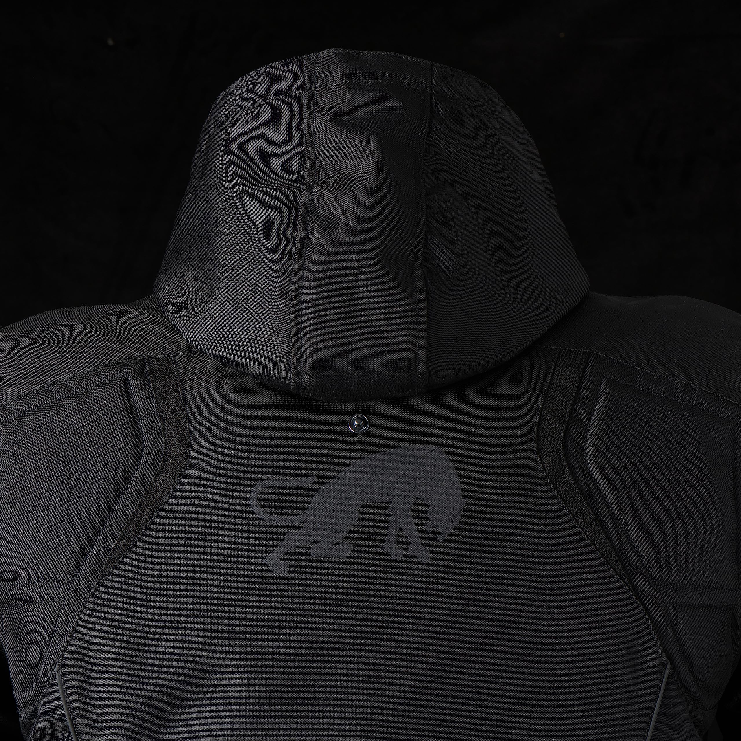 Furygan Veste homme moto SHARD - Protection avancée des épaules et des coudes - Capuche Amovible ou attachée dans le dos - Doublure thermique amovible - Manche réglable - Tailles différentes