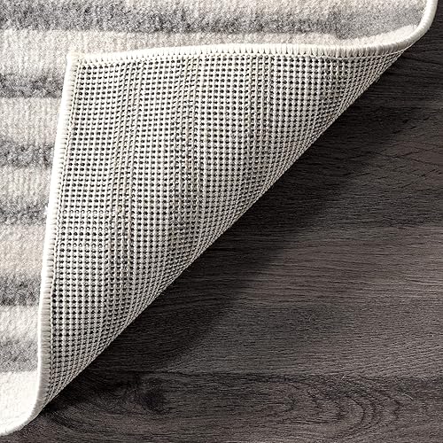 Miniatura 4 de nuLOOM Briggs - Alfombra tribal a rayas, 4 x 6, gris claro