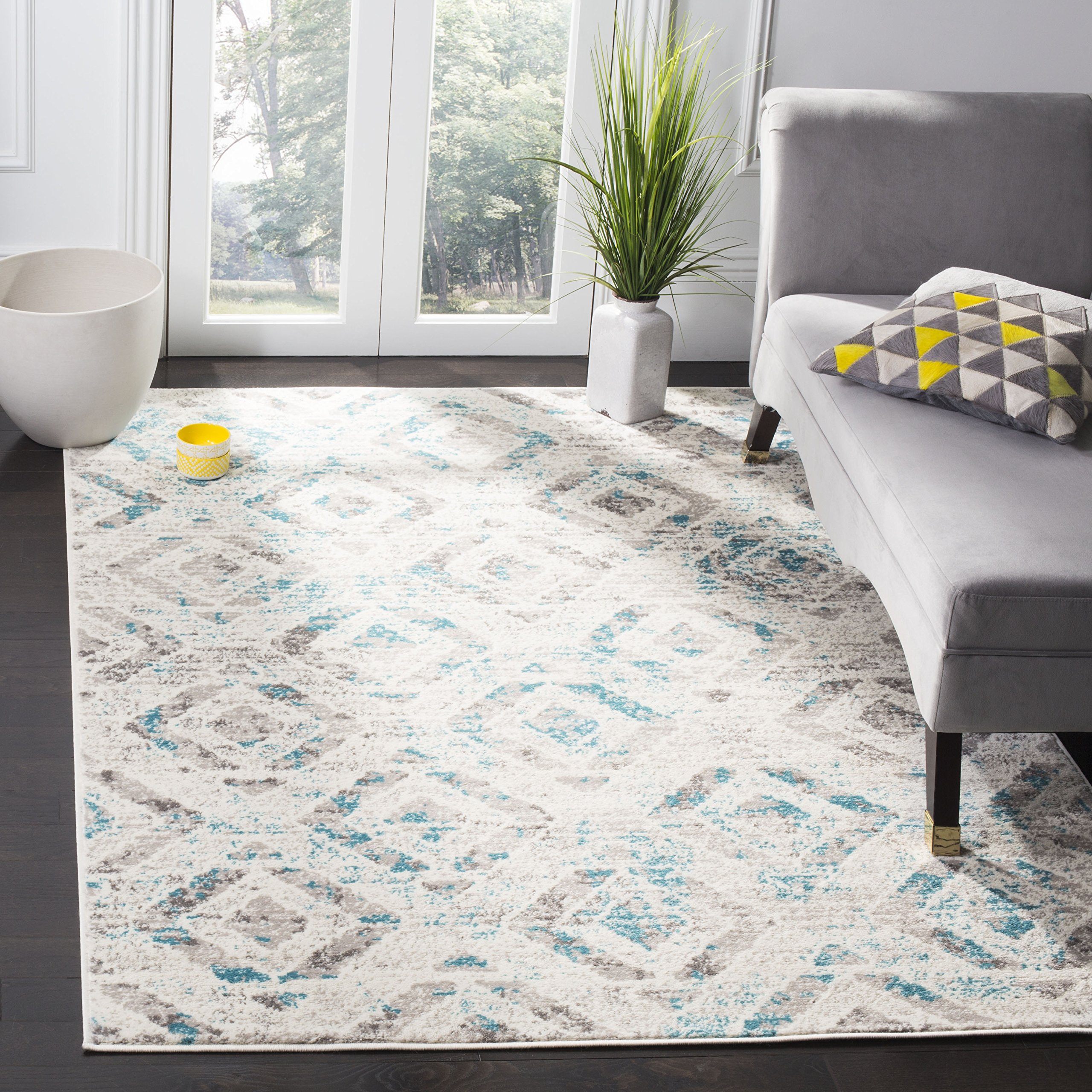 SAFAVIEH Skyler Collection Area Rug - 6'7" Square, Ivory & Blue, Boho Diamond Distressed Design, Non-Shedding & Easy Care, Ideal for High Traffic