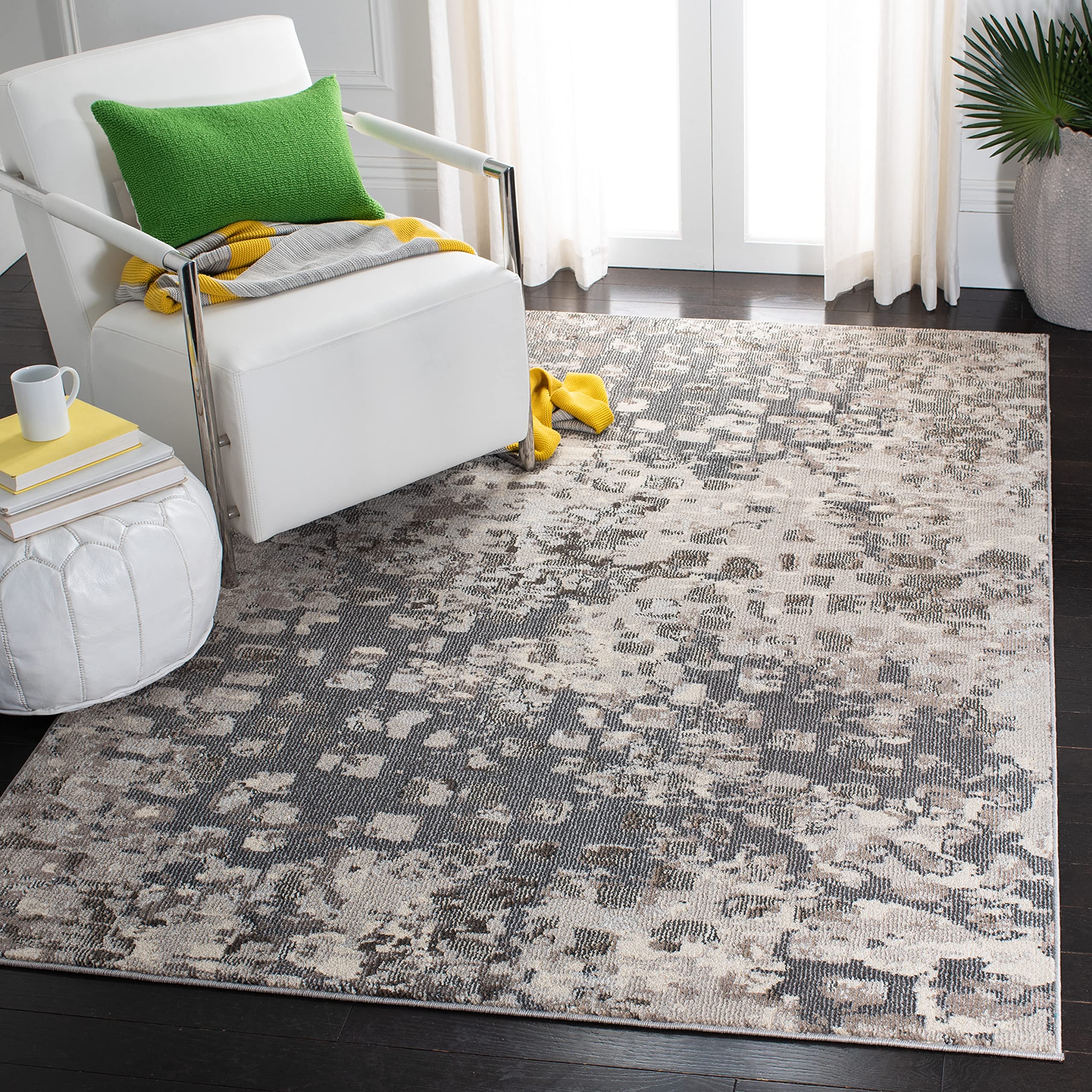 SAFAVIEH Madison Collection Area Rug - 6' x 9', Grey & Beige, Boho Abstract Design, Non-Shedding & Easy Care, Ideal for High Traffic Areas in Living Room, Bedroom (MAD425G)