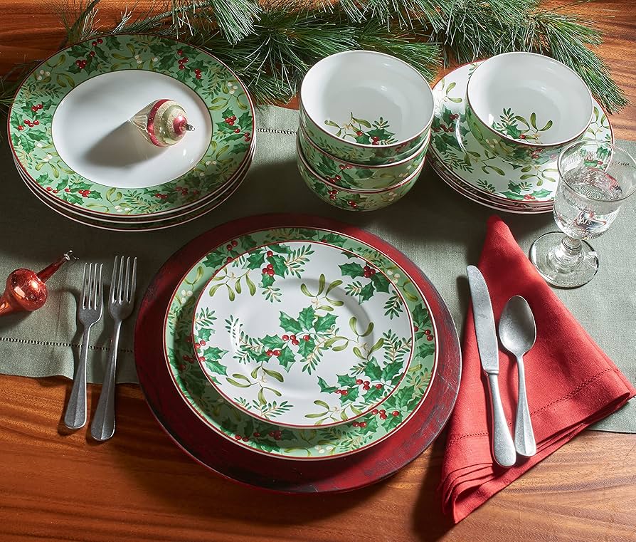 Gibson クリスマス　食器セット　皿　ボウル Amazon.co.jp: 222 Fifth 12ピース クリスマス 葉 グリーン 磁器