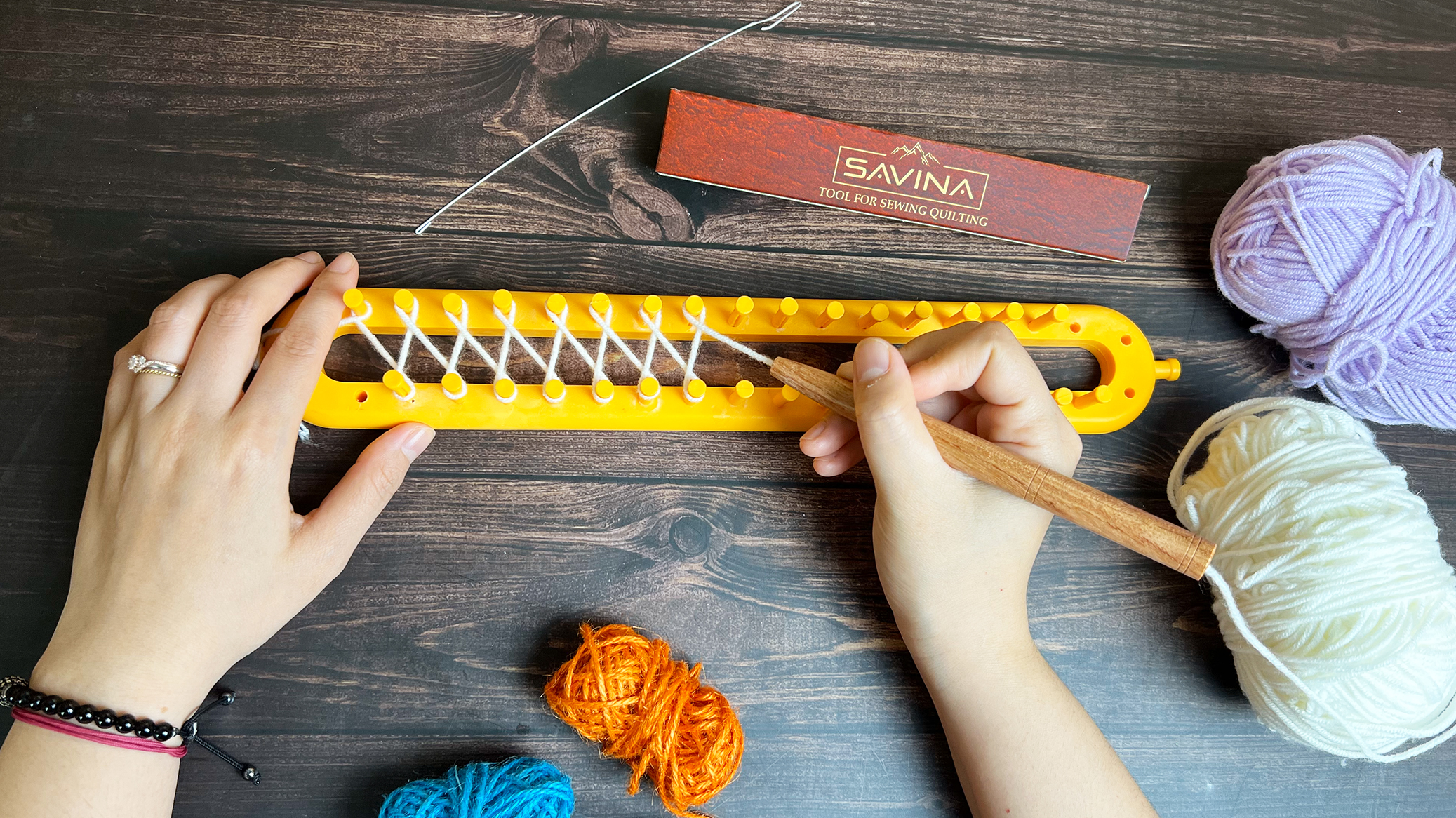 Voetbal armbandjes maken voor Vaderdag met Loom bandjes