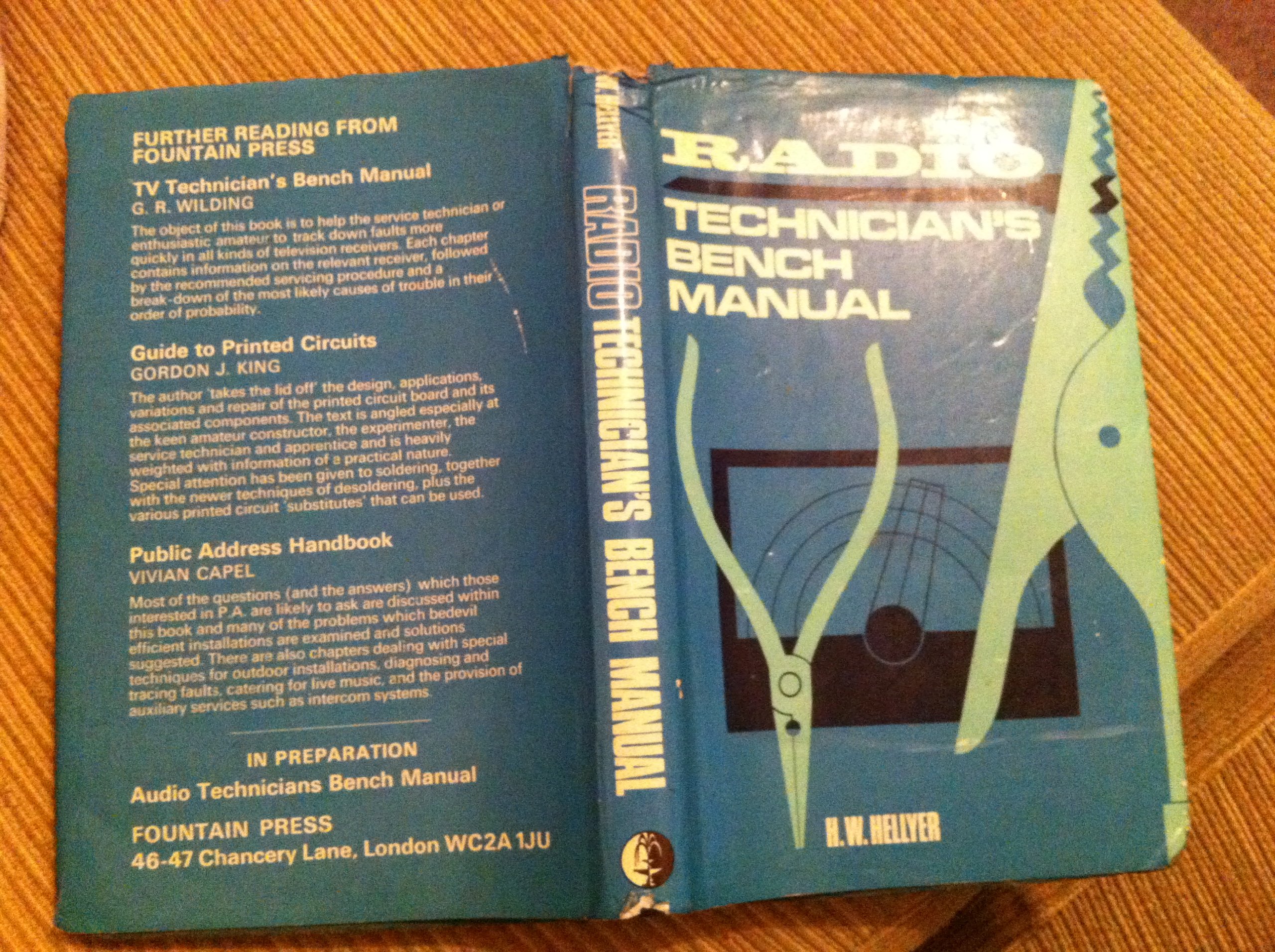 Radio Technician's Bench Manual