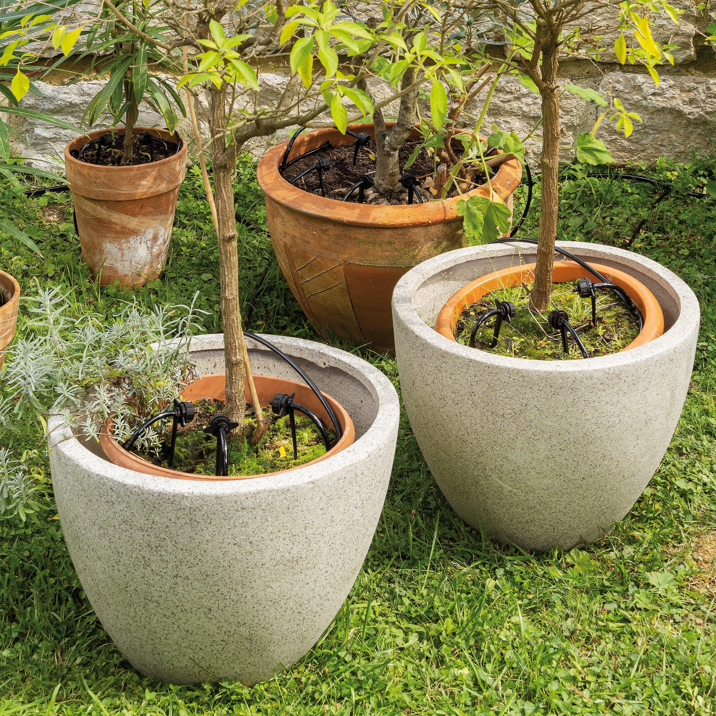 Esotec Solaire Système D'Hyrrigation Waterdrops Professional - Automatique Tröpfchenbewässerung Pour Jusqu'À 50 Plantes - Simple Et Individuel - pour Jardin Et Plantes Conteneurisées (101120)