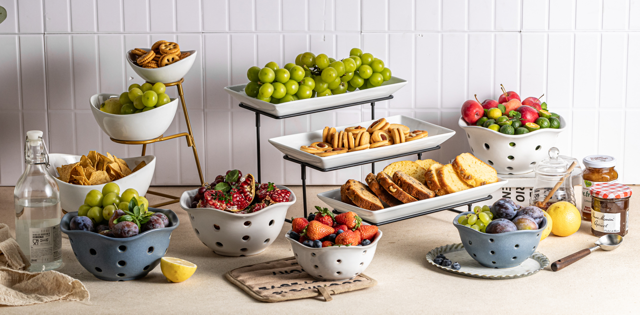 Amazon.com: Gomakren Fruit Basket Set of 2, Berry Bowls with Holes