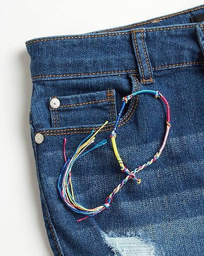 Miniatura 3 de DKNY Pantalones cortos de mezclilla elásticos con 5 bolsillos para niña grande