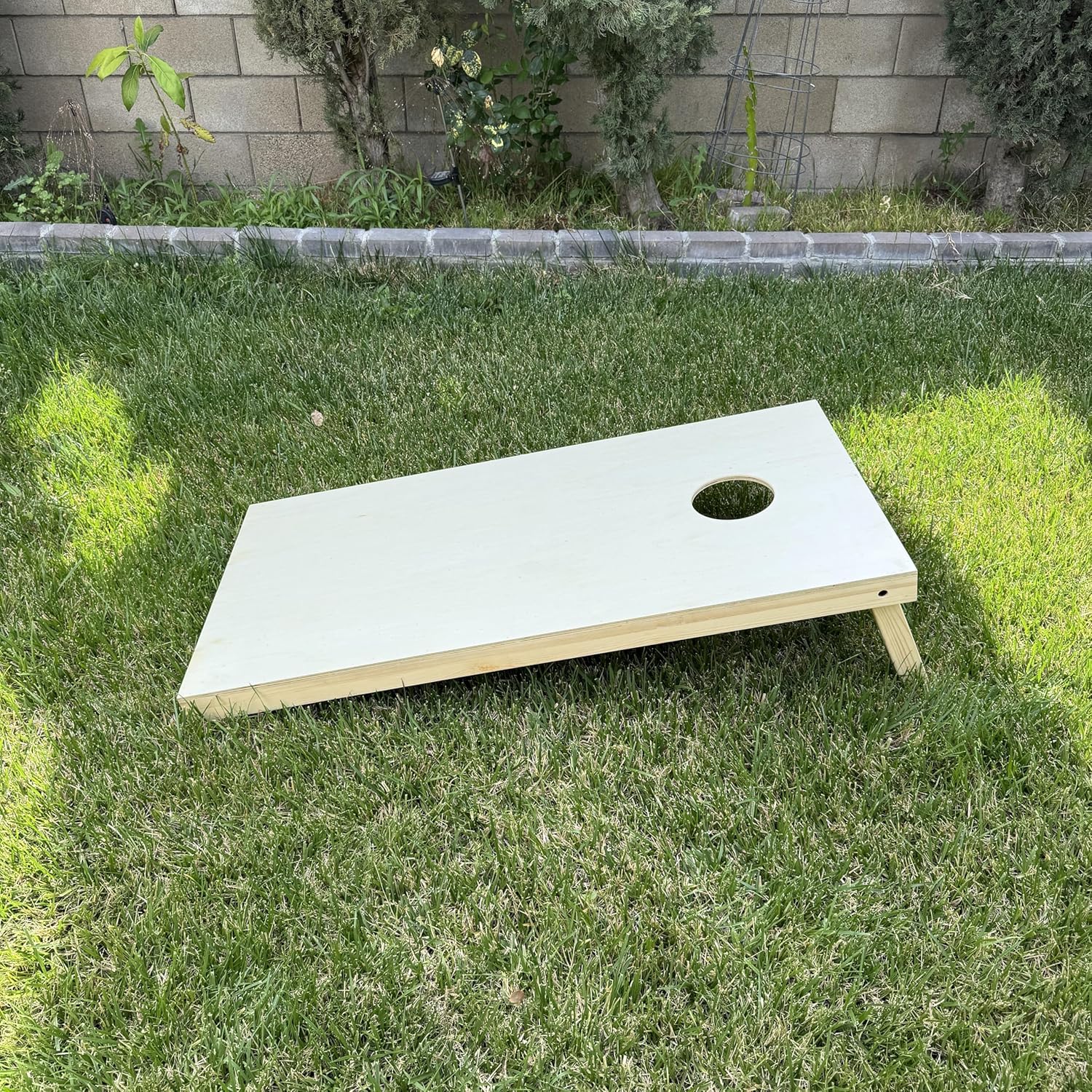 SXTL Solid Wood Premium Cornhole Set - Includes Set of 8 Corn Hole Toss Bags and Carrying Bags (The Flag Cornhole Bags)