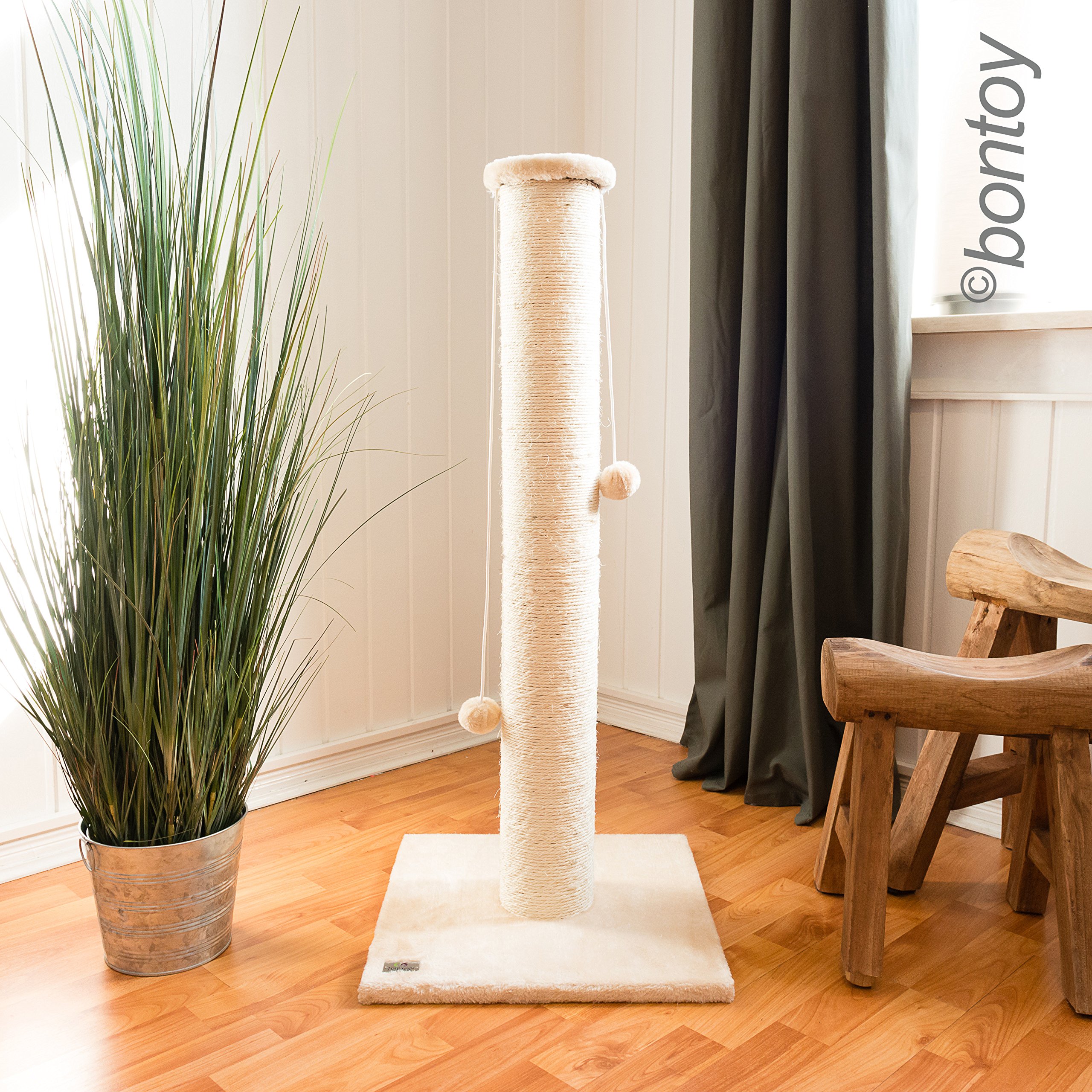 Bontoy Kratzstamm Paul I 40 x 40 x 90 cm I Stabiler Stand I mit Zwei Spielbällen