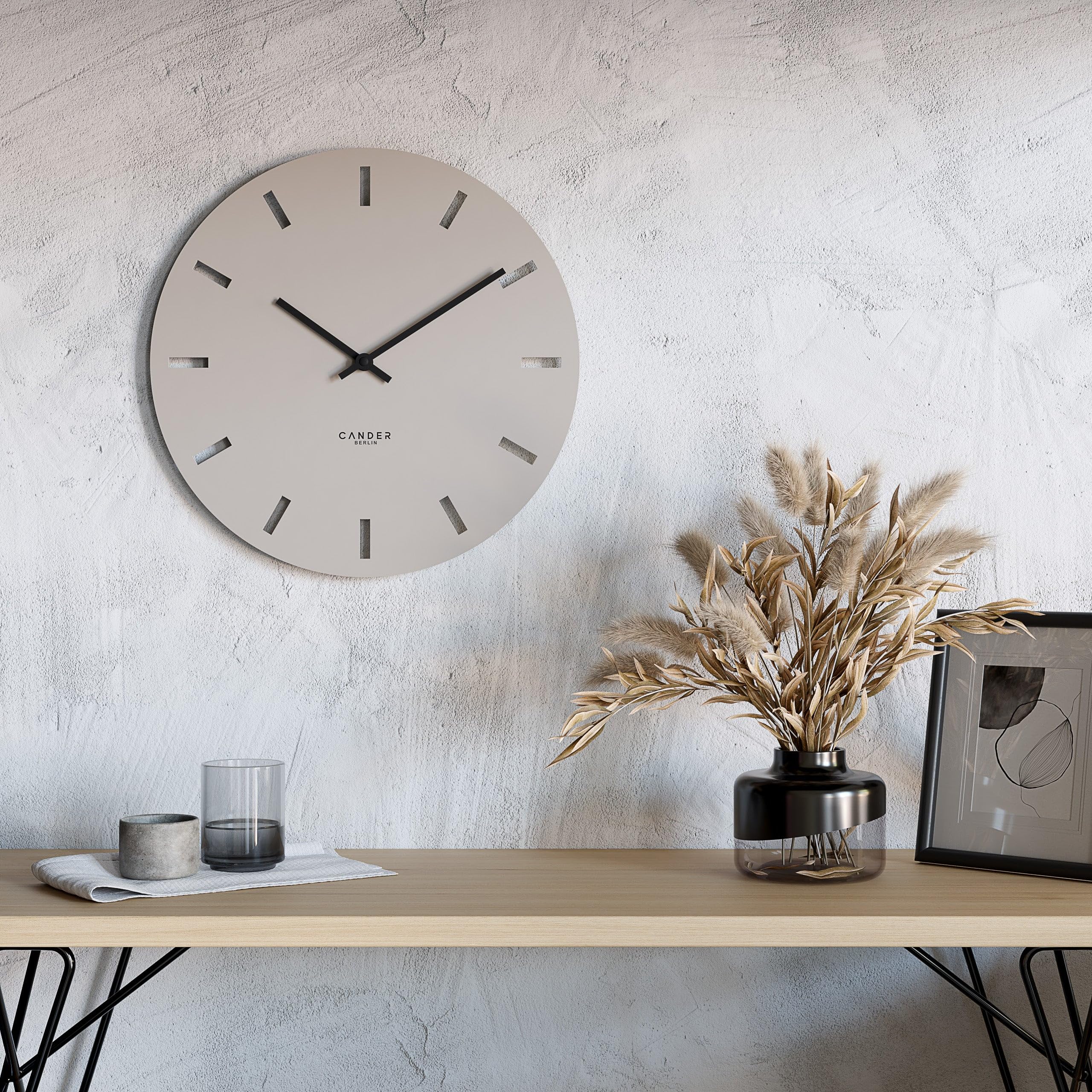 Cander Berlin MNU 2550 P XXL Wanduhr lautlos 50 cm ohne Tickgeräusche analog Wohnzimmer modern Vintage warmgrau groß