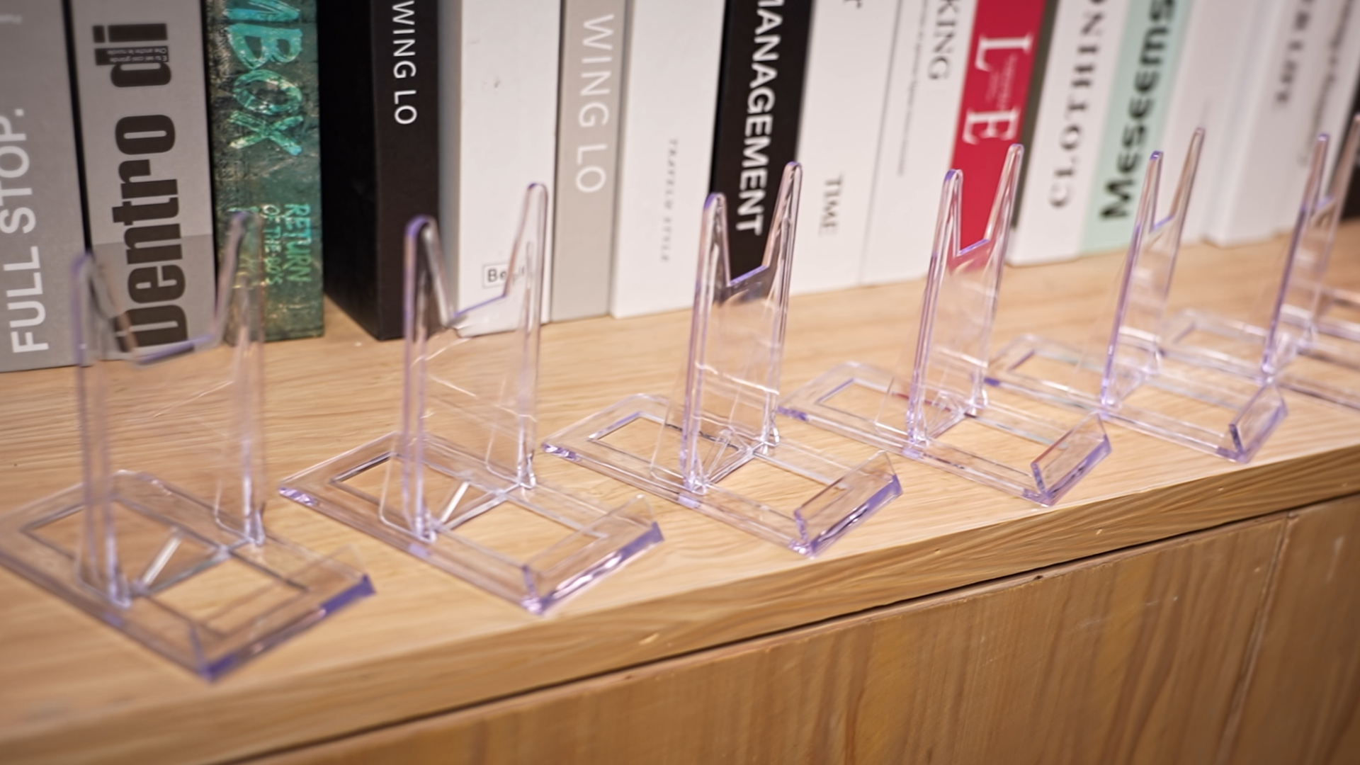 Amazon.com: Memorywuu 12 Pack Acrylic Book Stand for Display