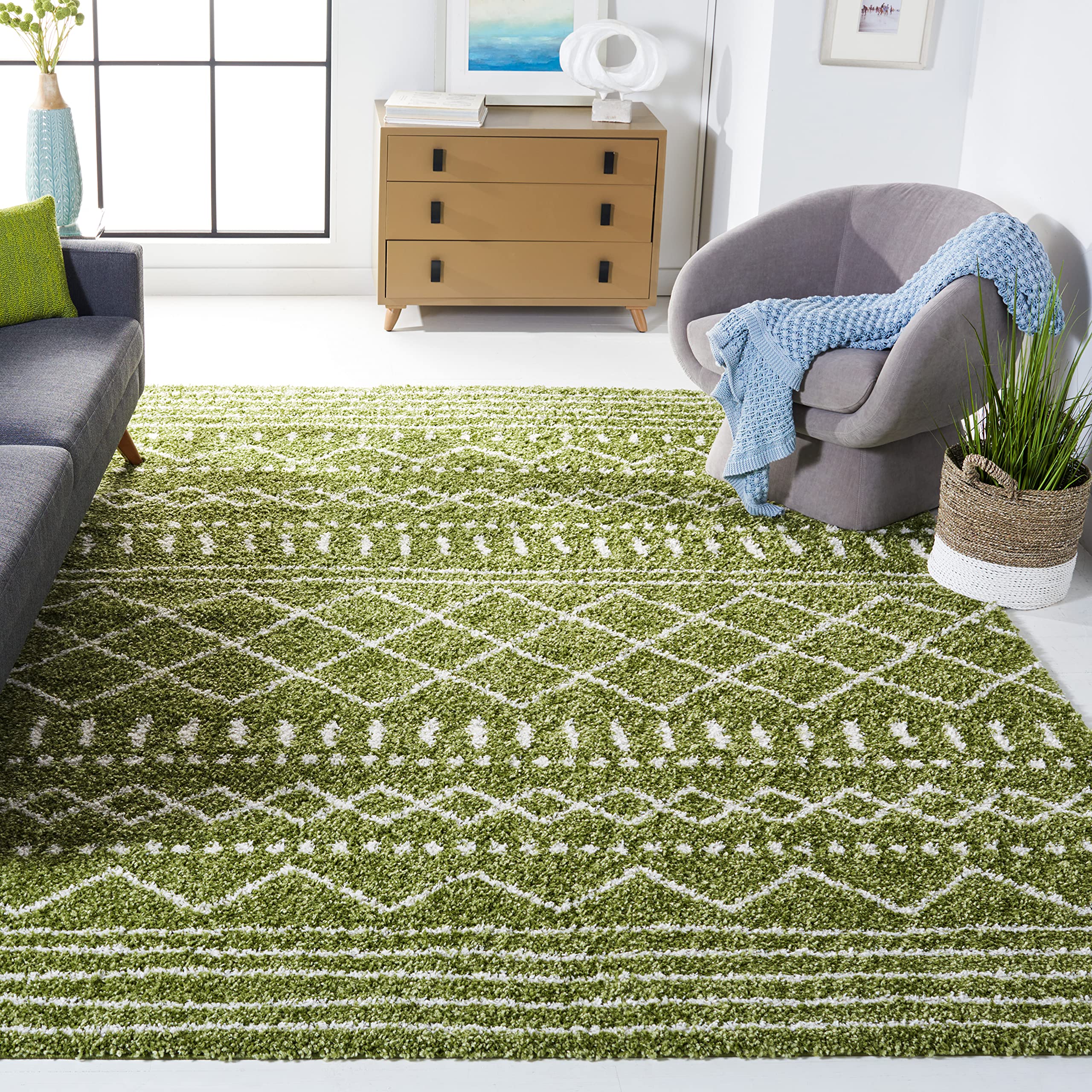 SAFAVIEH Area Rug 9x12 - Arizona Shag Collection - Large - Green & Ivory, Moroccan Boho Design, Non-Shedding & Easy to Clean, Ideal for Living Room,