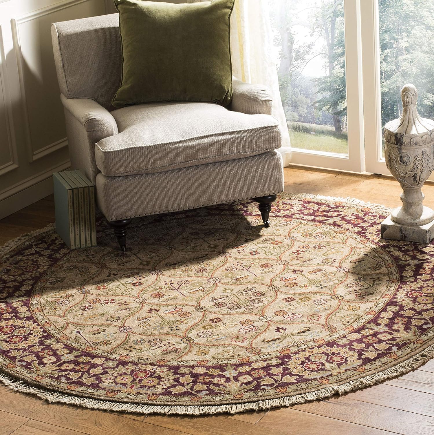 SAFAVIEH Old World Collection Area Rug - 6' x 9', Camel, Handmade Traditional Oriental Wool, Ideal for High Traffic Areas in Living Room, Bedroom (OW119B)