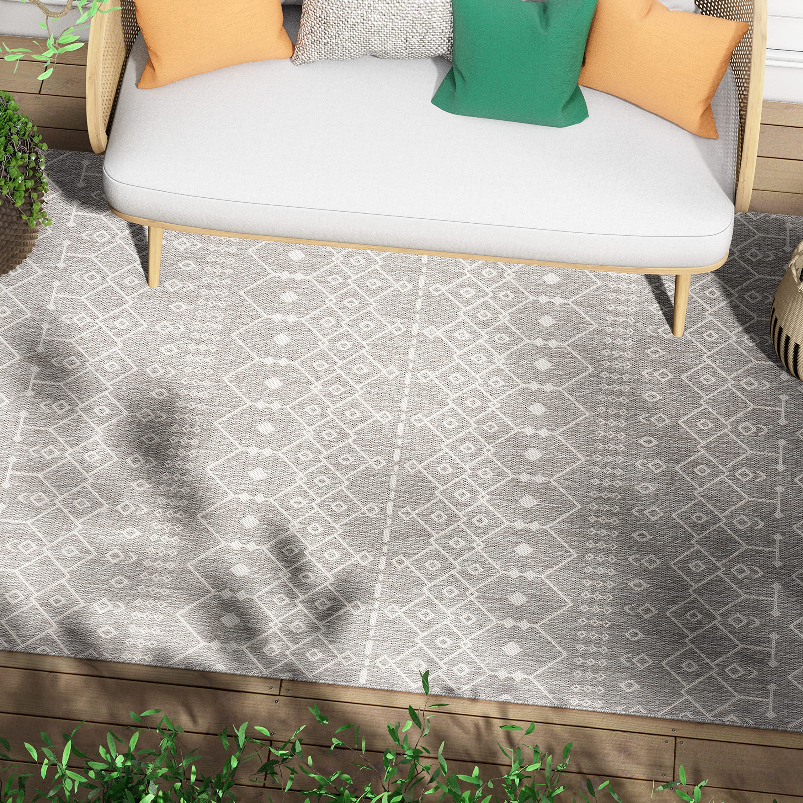 Well Woven Nors Light Grey Indoor/Outdoor Flat Weave Pile Nordic Lattice Area Rug (5'3