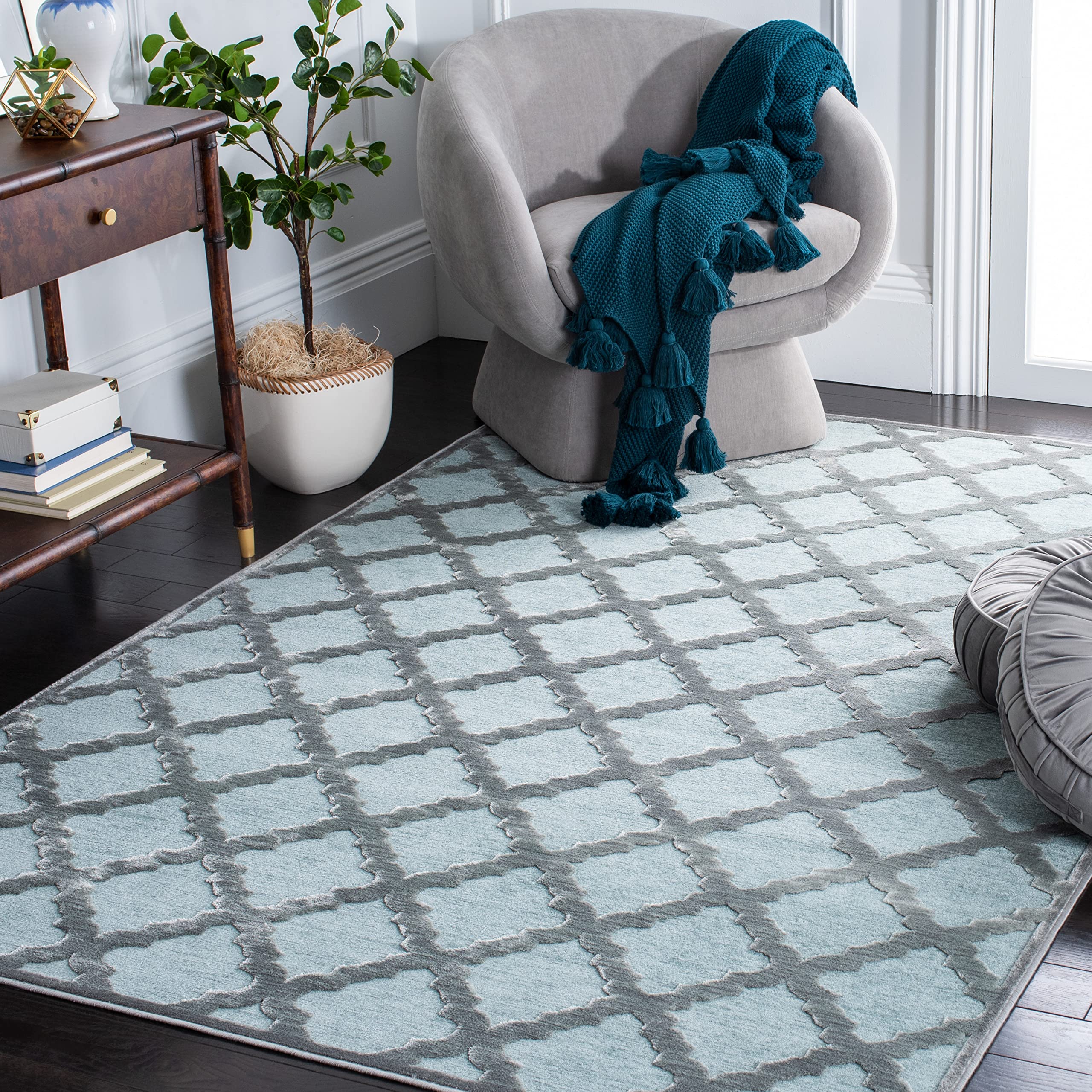 Safavieh Transitional Indoor Woven Rectangle Area Rug, Paradise Collection, PAR350, in Grey / Spruce, 122 X 170 cm for Living Room, Bedroom or Any Indoor Space