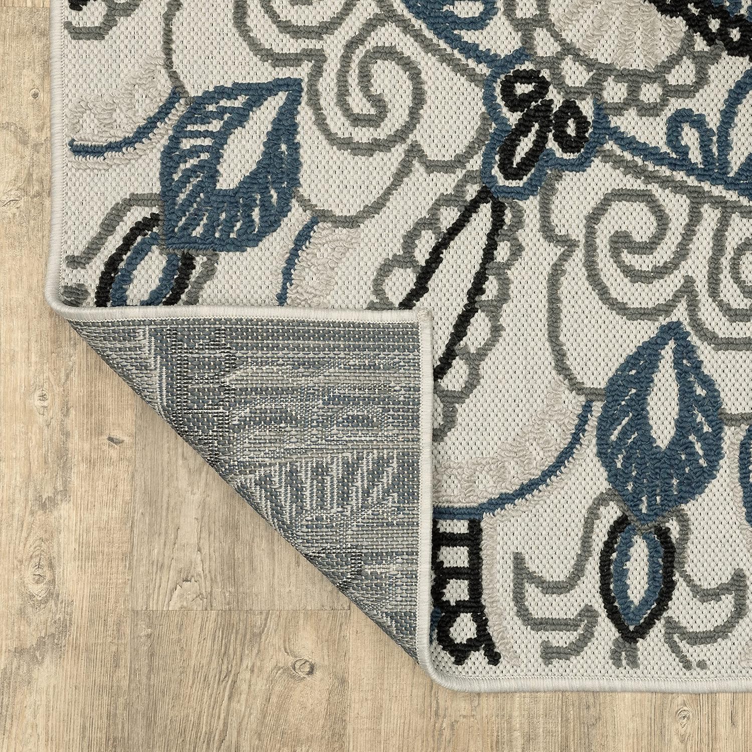 Oriental Weavers Torrey Indoor/Outdoor Rug - 072J1-1'10" x 3'9" - in Light Grey/Blue - Vintage Bohemian Style, Water, Stain and Fade Resistant, Hose Clean, Patio, Outdoor Living Area Rug