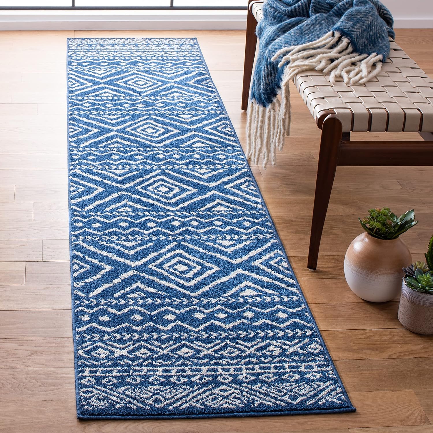 SAFAVIEH Tulum Collection Runner Rug – 2′ x 13′, Navy & Ivory, Moroccan Boho Distressed Design, Non-Shedding & Easy Care, Ideal for High Traffic Areas in Living Room, Bedroom (TUL267N)